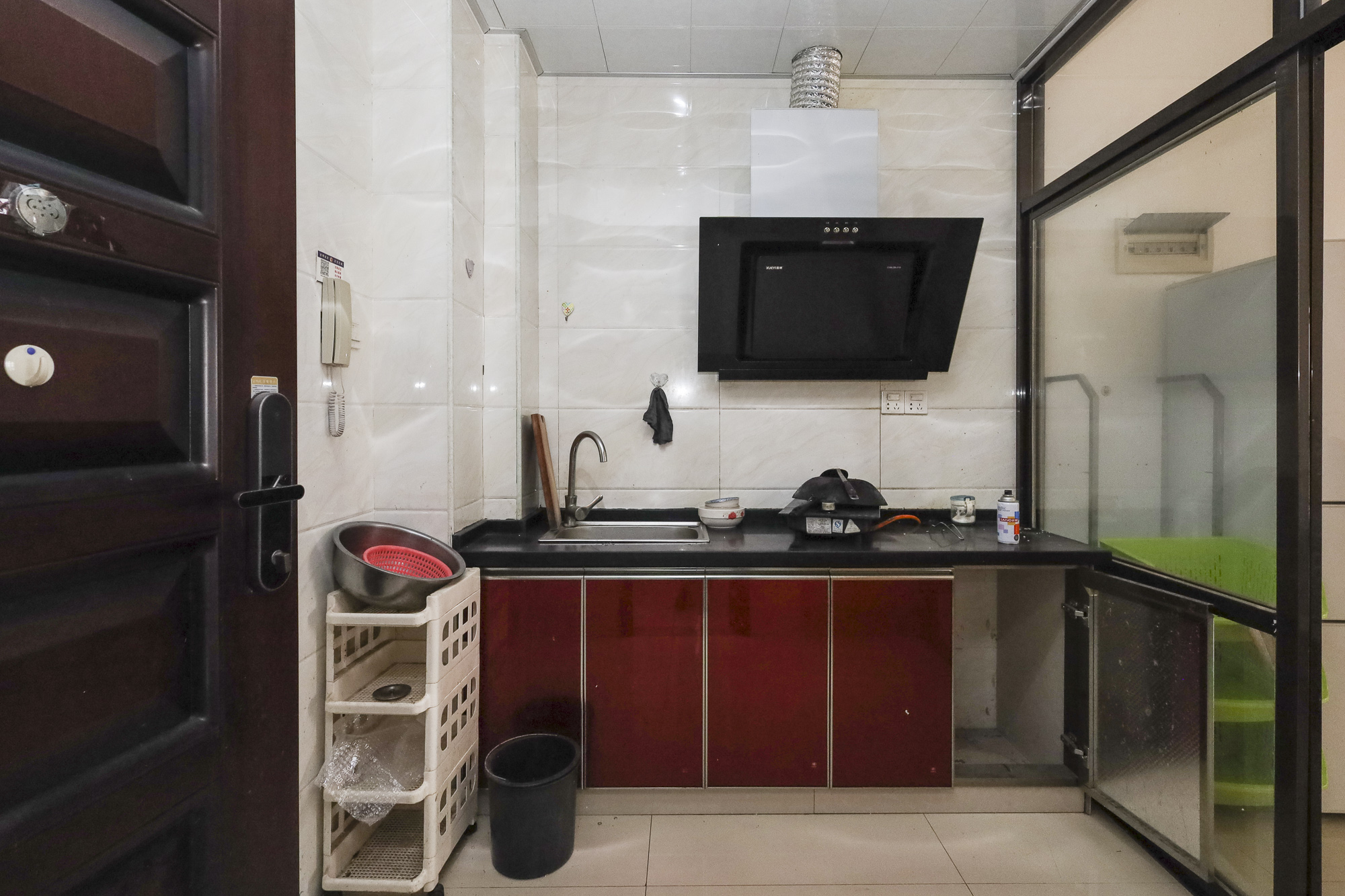 湾田国际物流园  1室1厅1卫    22.0万 湾田国际物流园  1室1厅1卫    22.0万厨房