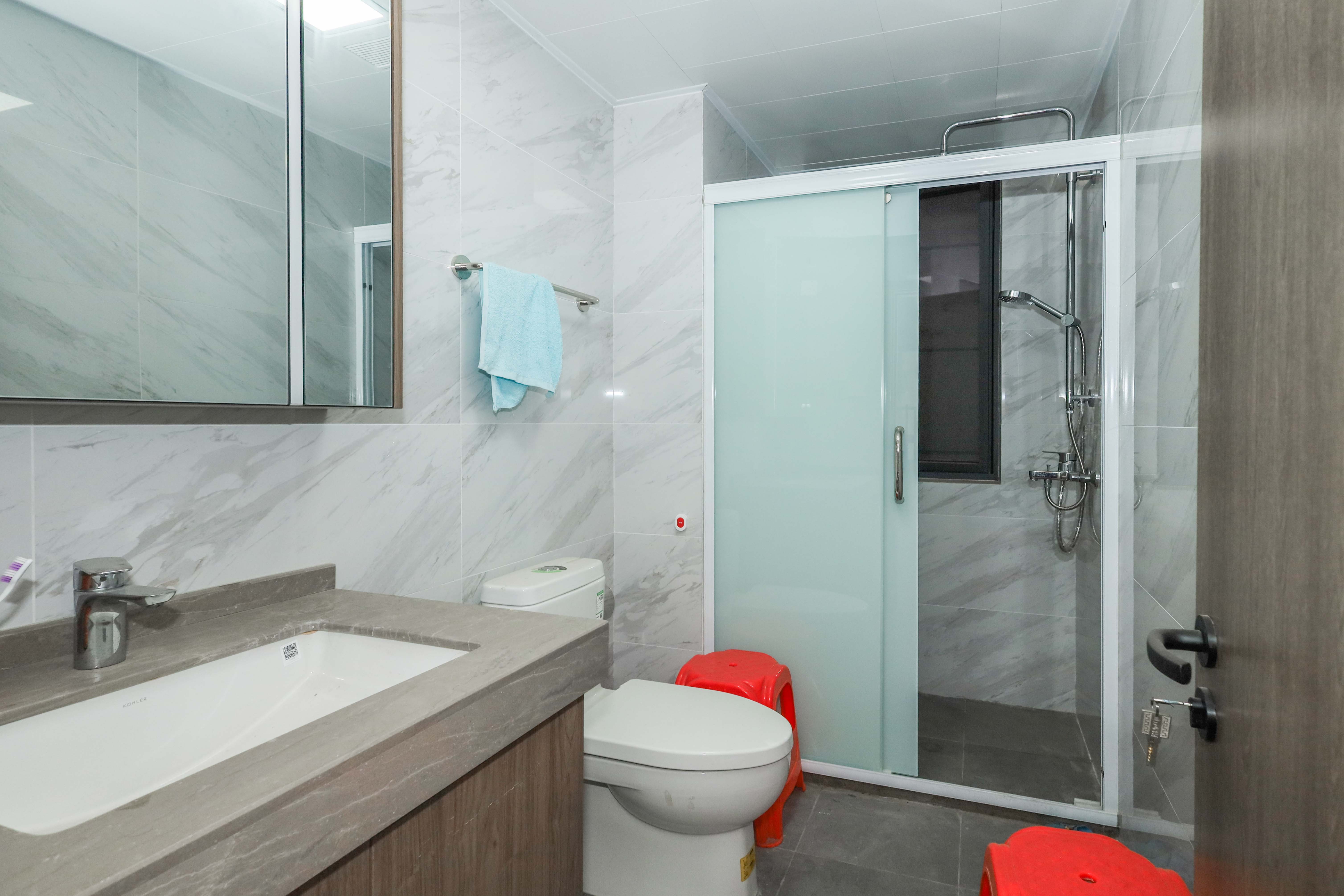 梦想新天地  3室2厅2卫    150.0万卫生间