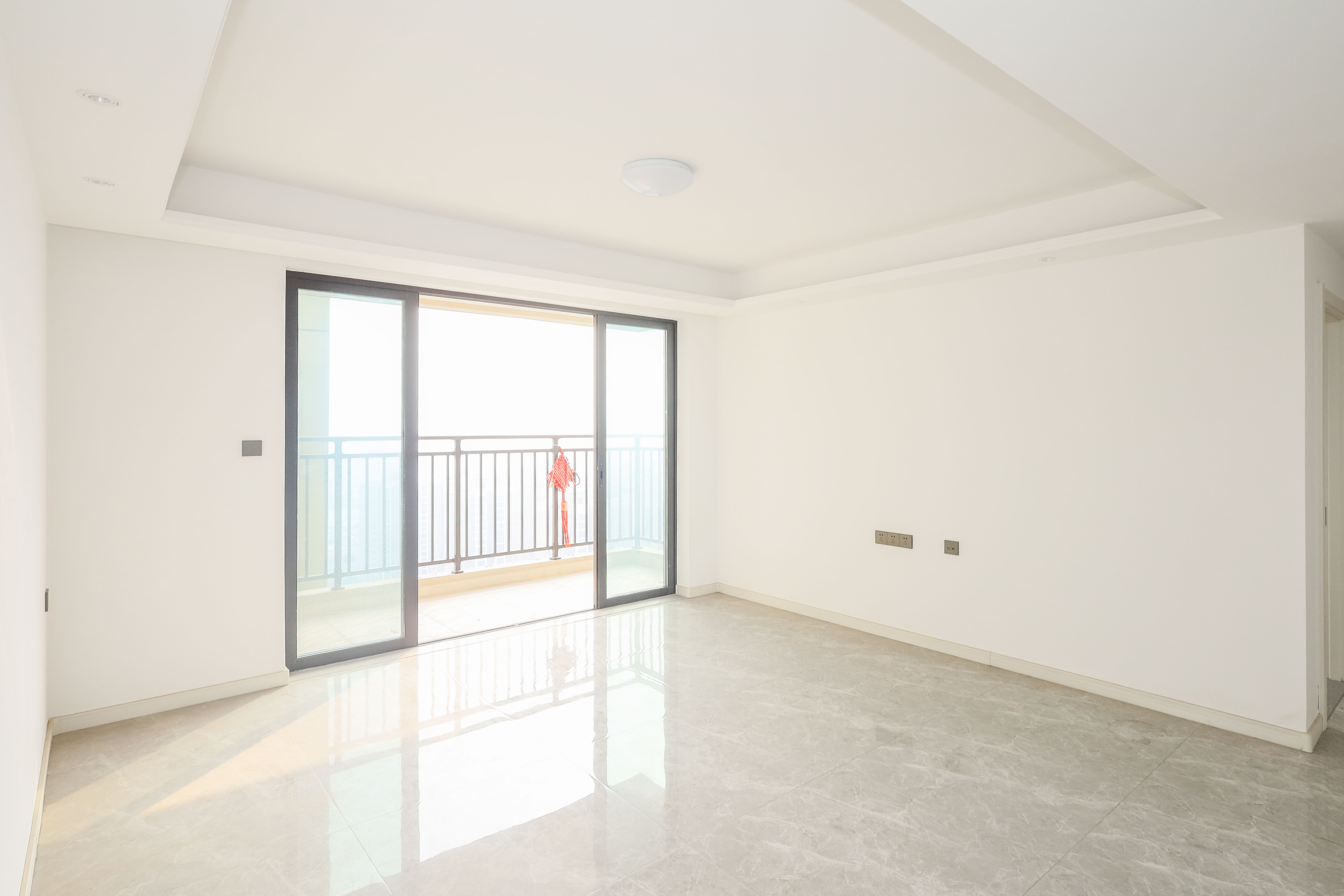 万科金色梦想C区  4室2厅2卫    200.0万客厅