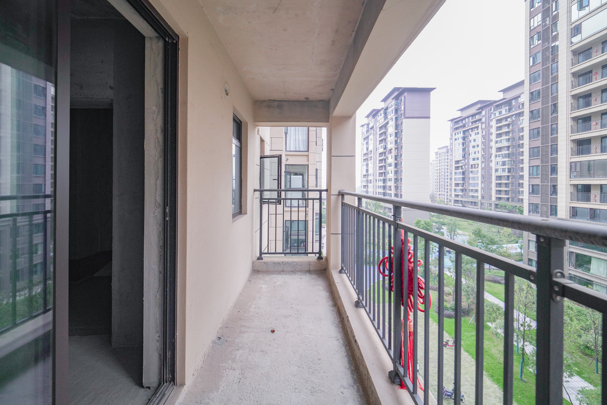 大汉汉府一期 3室2厅2卫 108.0万 大汉汉府一期 3室2厅2卫 108.0万阳台