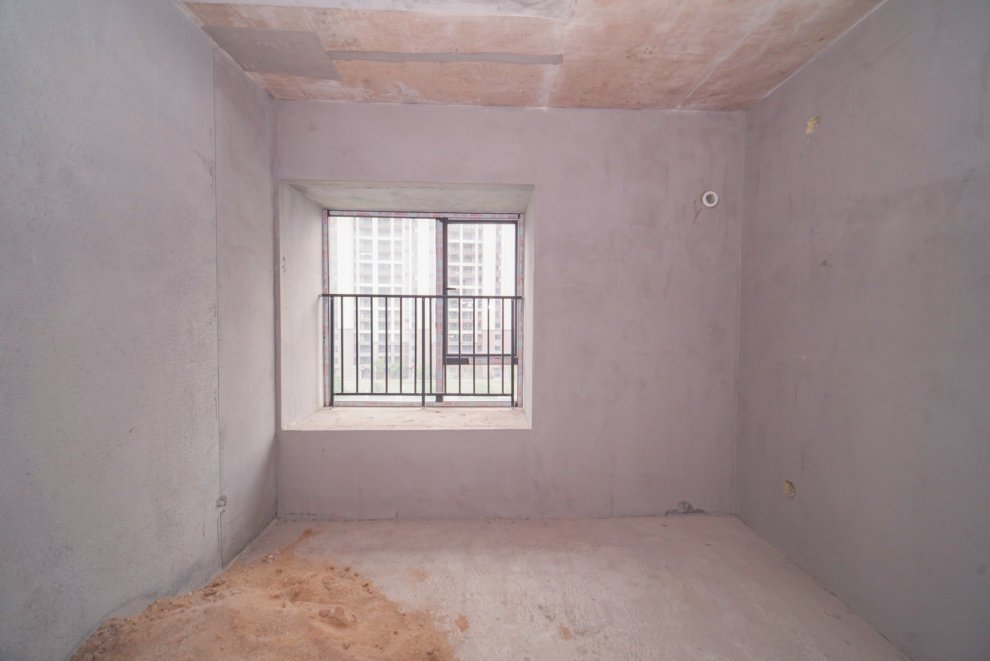 大汉汉府一期 3室2厅2卫 108.0万 大汉汉府一期 3室2厅2卫 108.0万卧室