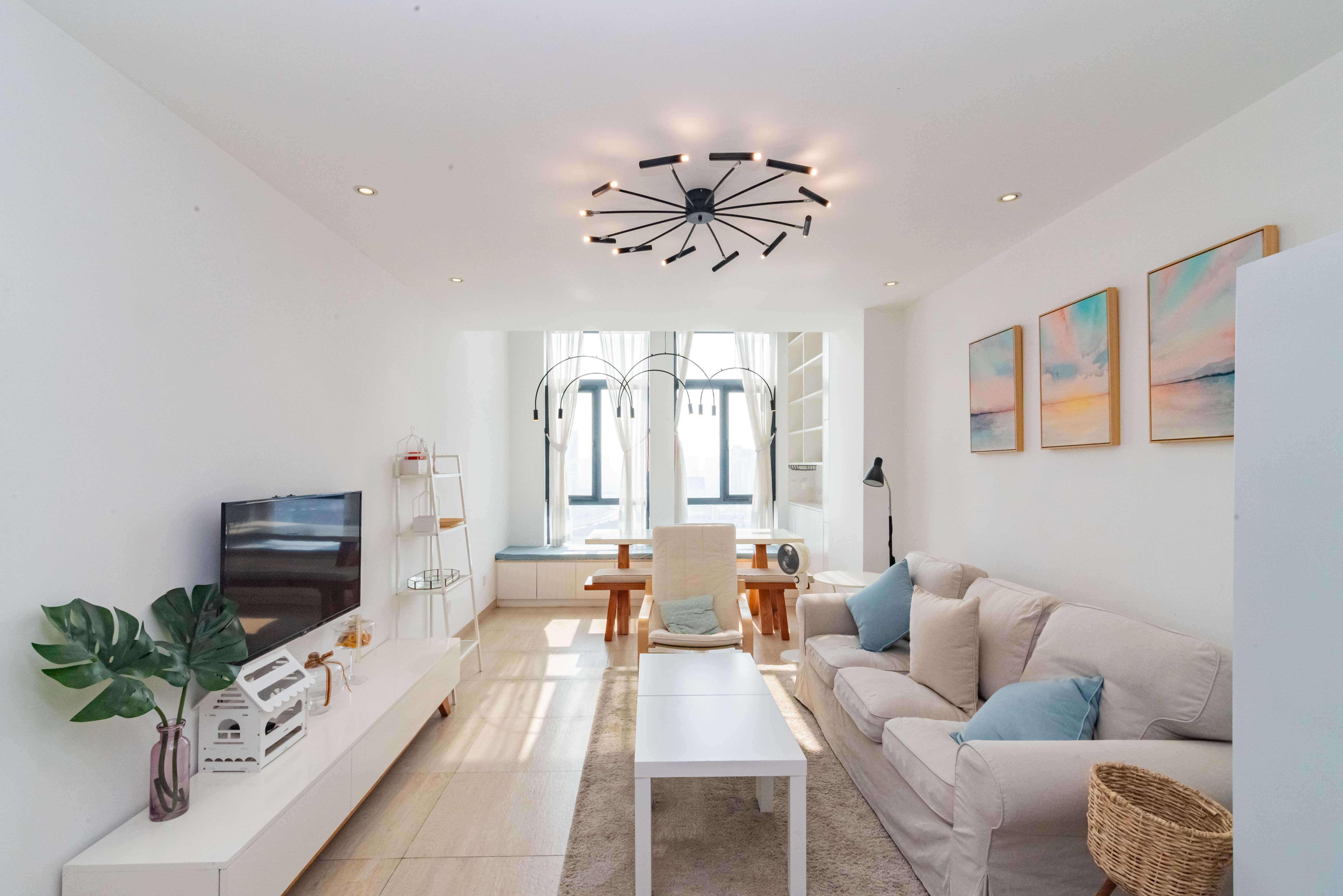 长城万富汇  2室2厅1卫    45.0万 长城万富汇  2室2厅1卫    45.0万客厅