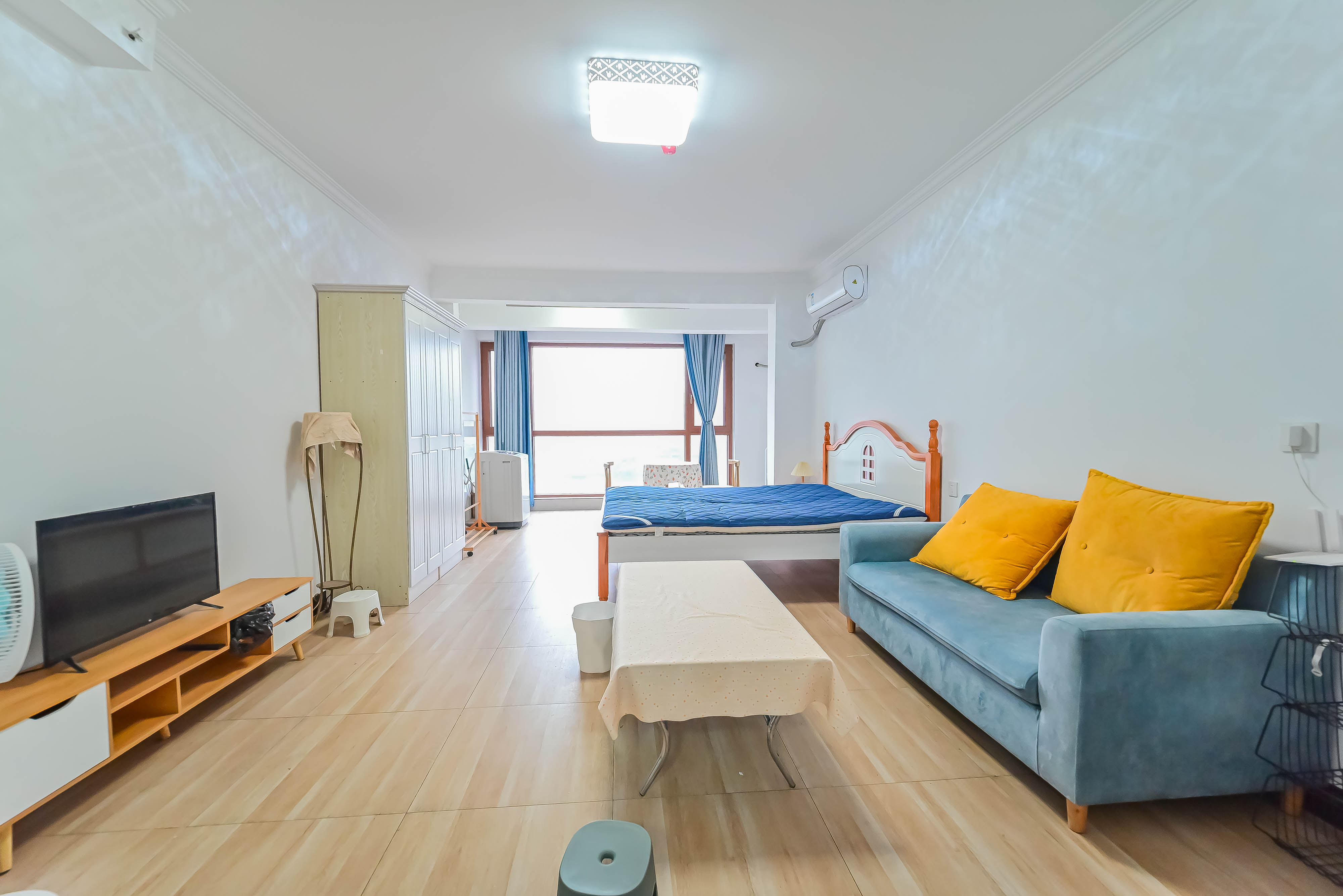 美林美寓  1室1厅1卫    40.0万 美林美寓  1室1厅1卫    40.0万客厅