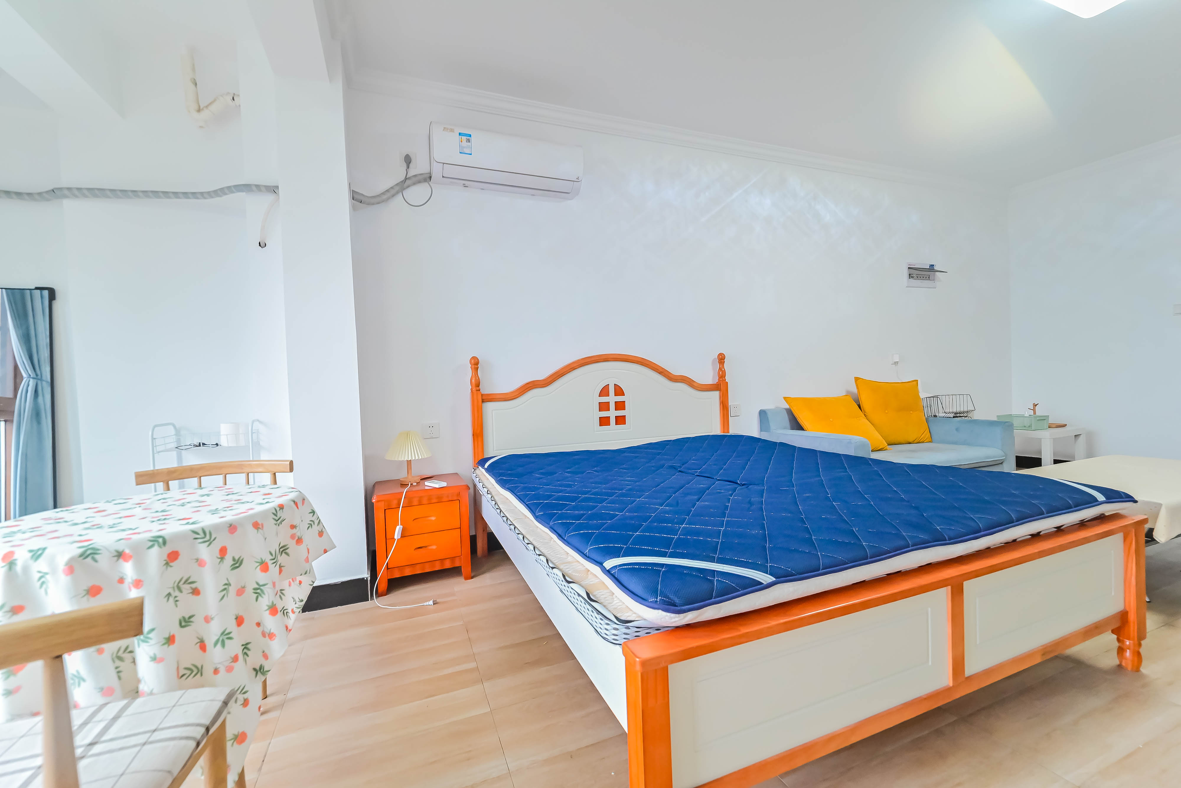 美林美寓  1室1厅1卫    40.0万 美林美寓  1室1厅1卫    40.0万客厅