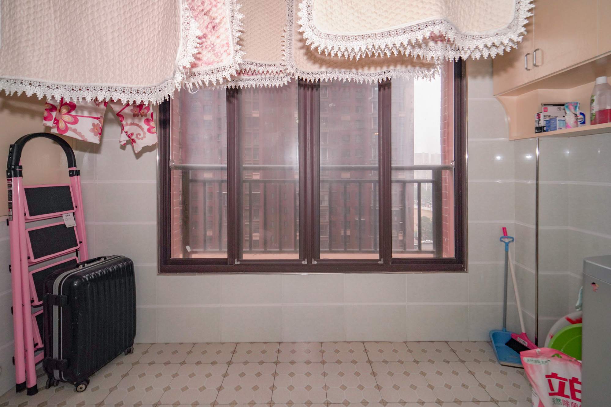 新城国际花都 3室2厅1卫 73.6万 新城国际花都 3室2厅1卫 73.6万阳台