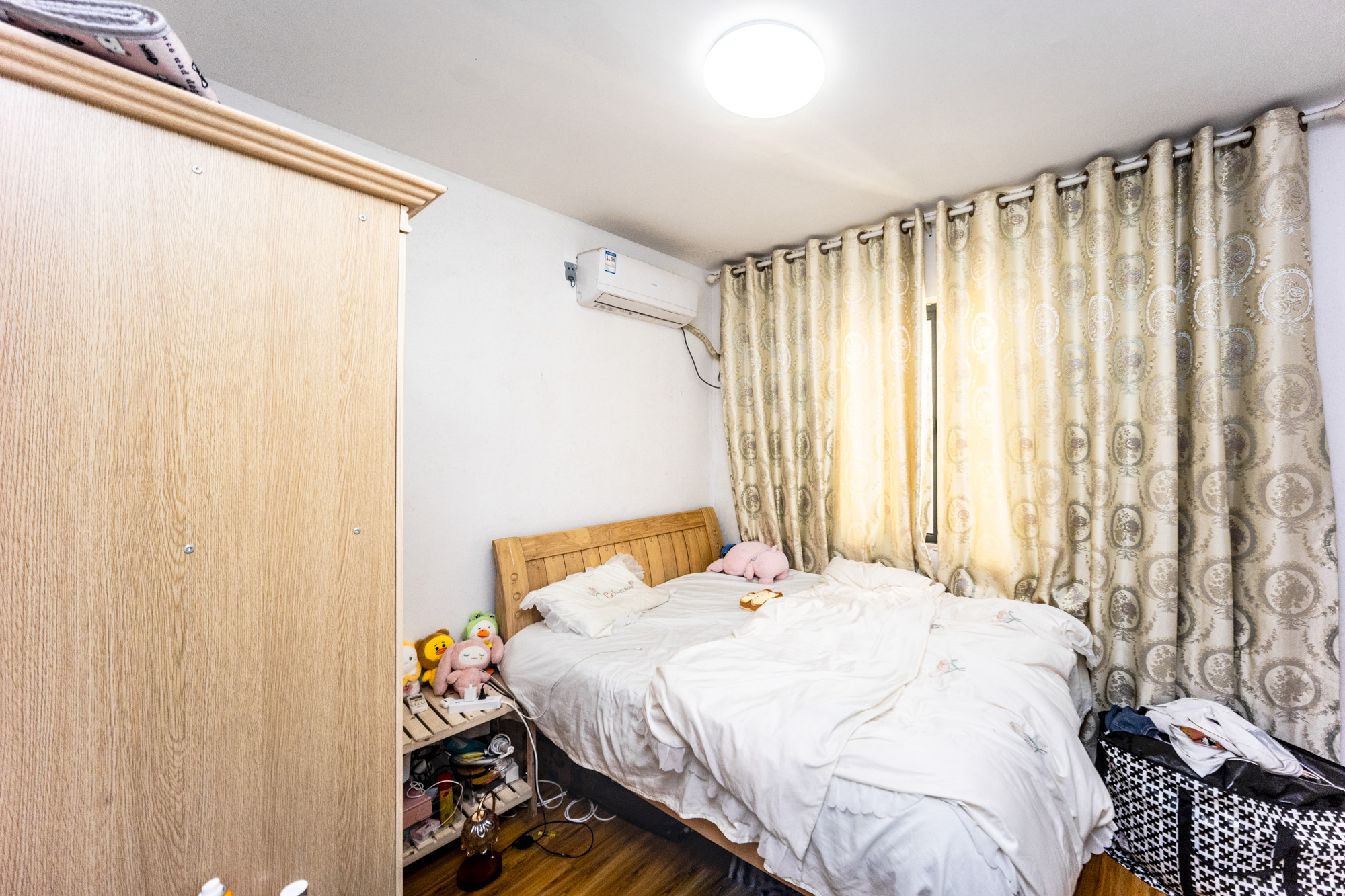 荣盛花语书苑  3室2厅1卫    92.0万 荣盛花语书苑  3室2厅1卫    92.0万卧室