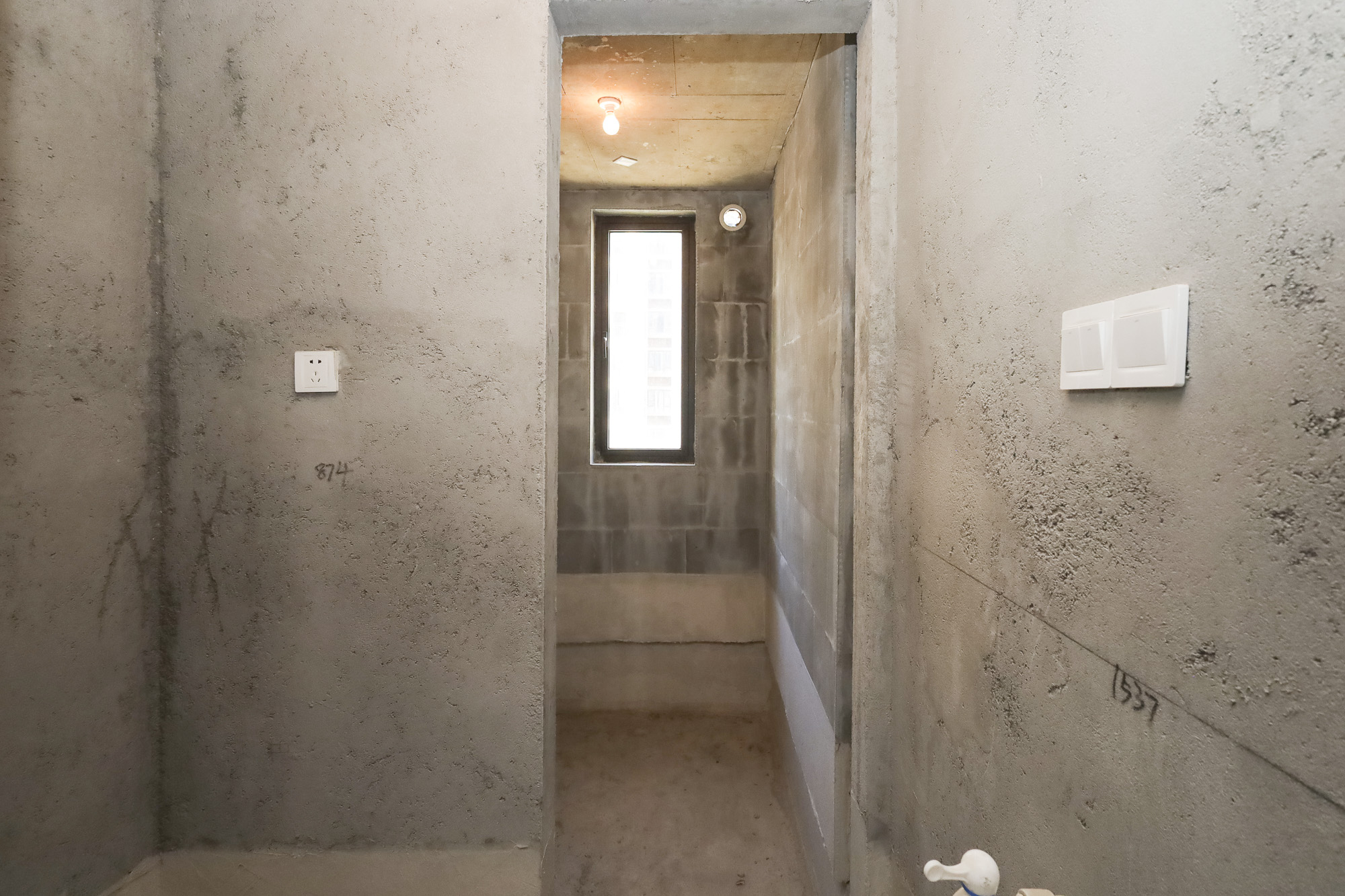 恒基旭辉湖山赋  4室2厅2卫    99.0万卫生间