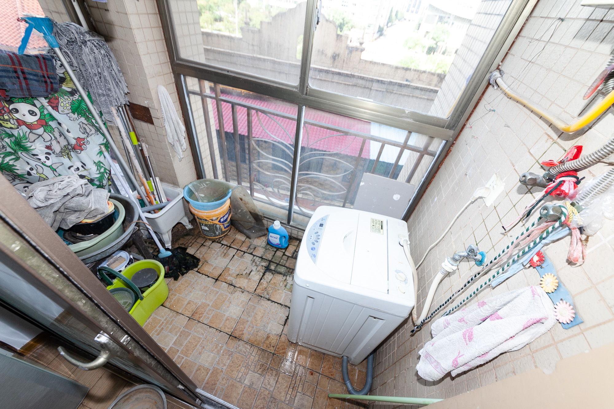 长沙玫瑰园  3室2厅1卫   88.00万阳台