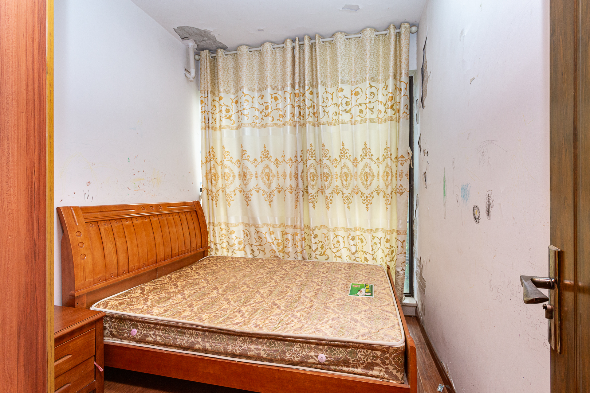 南山苏迪亚诺 3室2厅2卫 88.0万 南山苏迪亚诺 3室2厅2卫 88.0万卧室