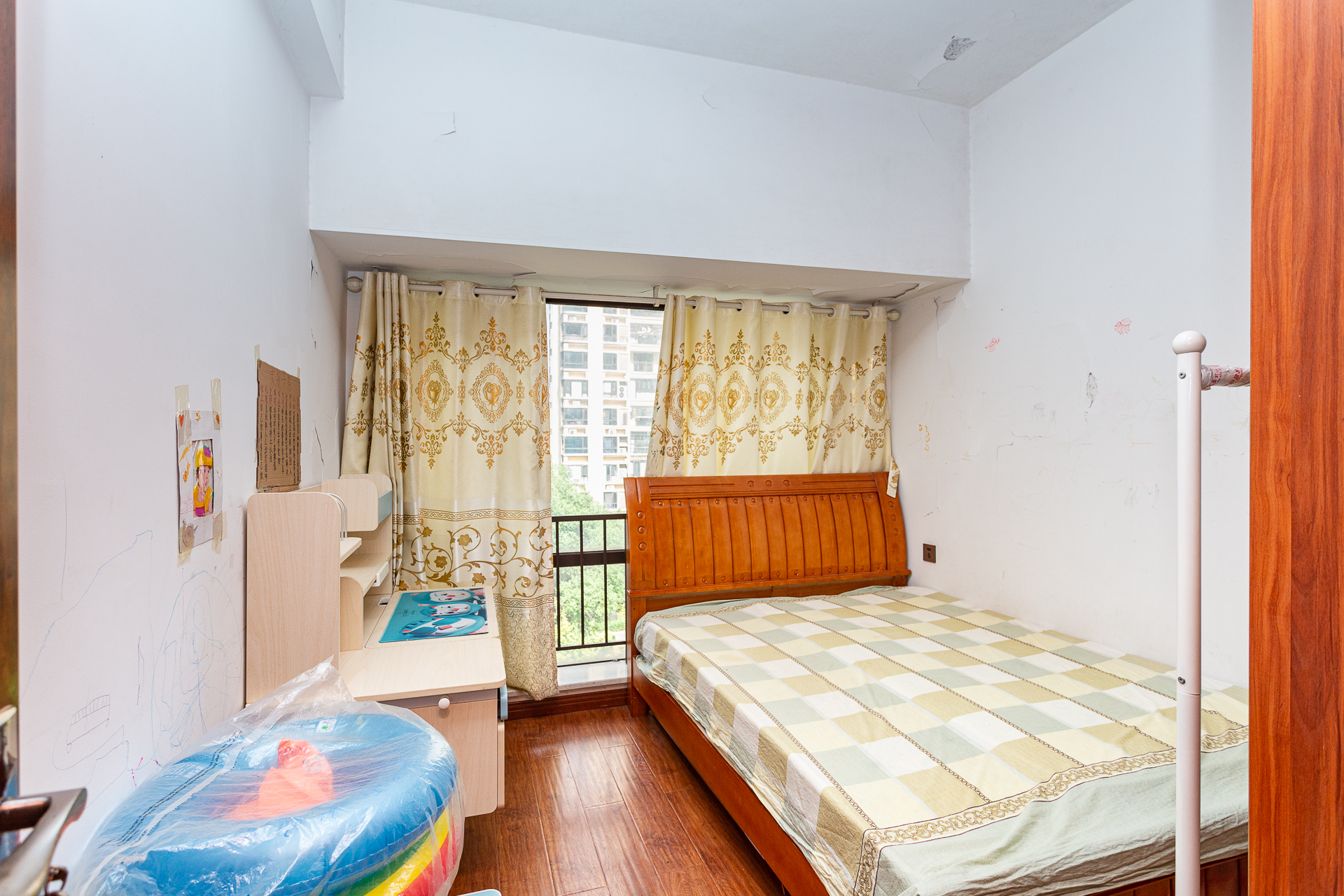 南山苏迪亚诺  3室2厅2卫    88.0万卧室