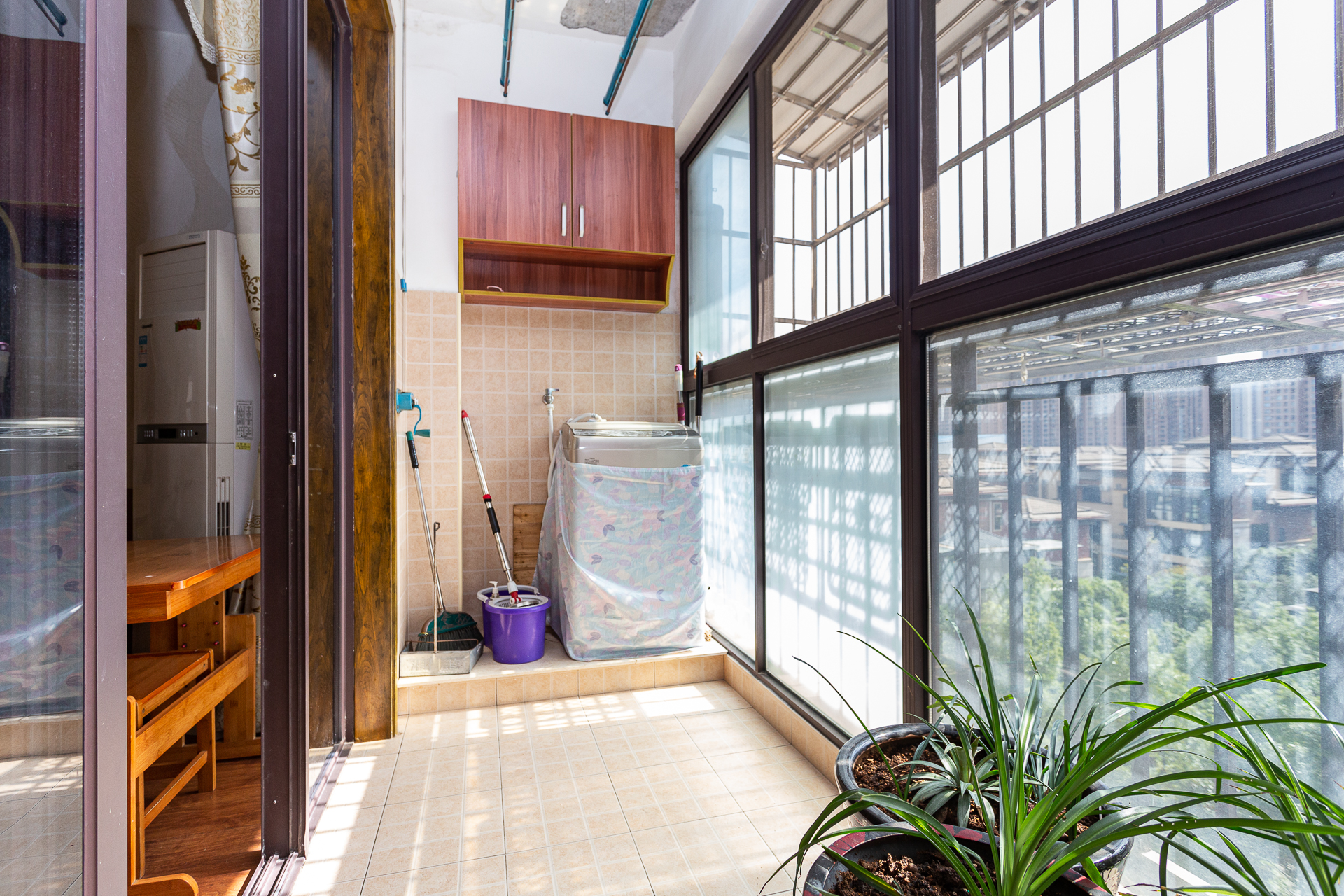 南山苏迪亚诺 3室2厅2卫 88.0万 南山苏迪亚诺 3室2厅2卫 88.0万阳台