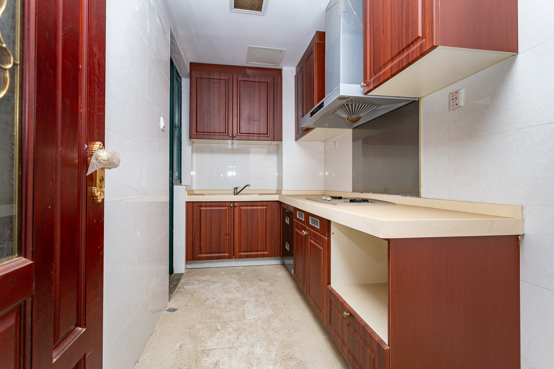 恒大名都 3室2厅2卫 81.0万 恒大名都 3室2厅2卫 81.0万厨房