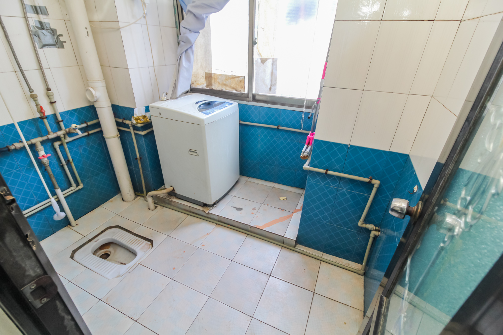 泉塘小区  4室2厅2卫    340.0万 泉塘小区  4室2厅2卫    340.0万卫生间