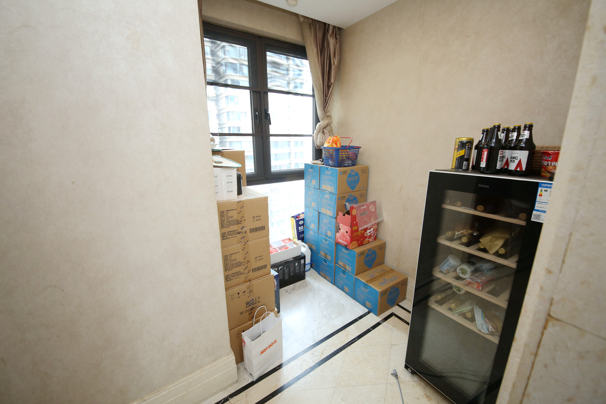 红橡华园(菲莎公馆)  5室3厅3卫   600.00万其他