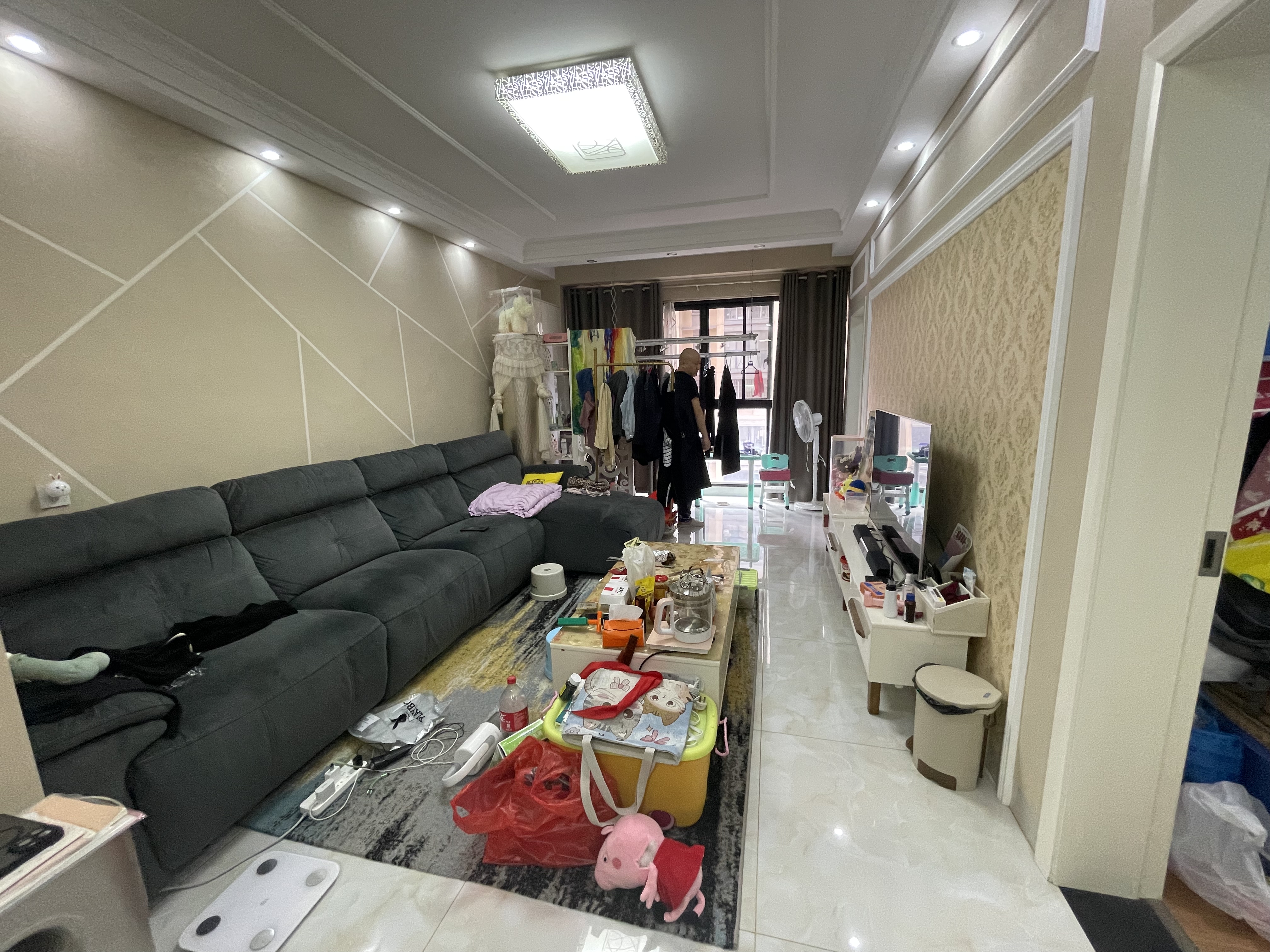 九八缔景城  3室2厅1卫    58.0万 九八缔景城  3室2厅1卫    58.0万室内图