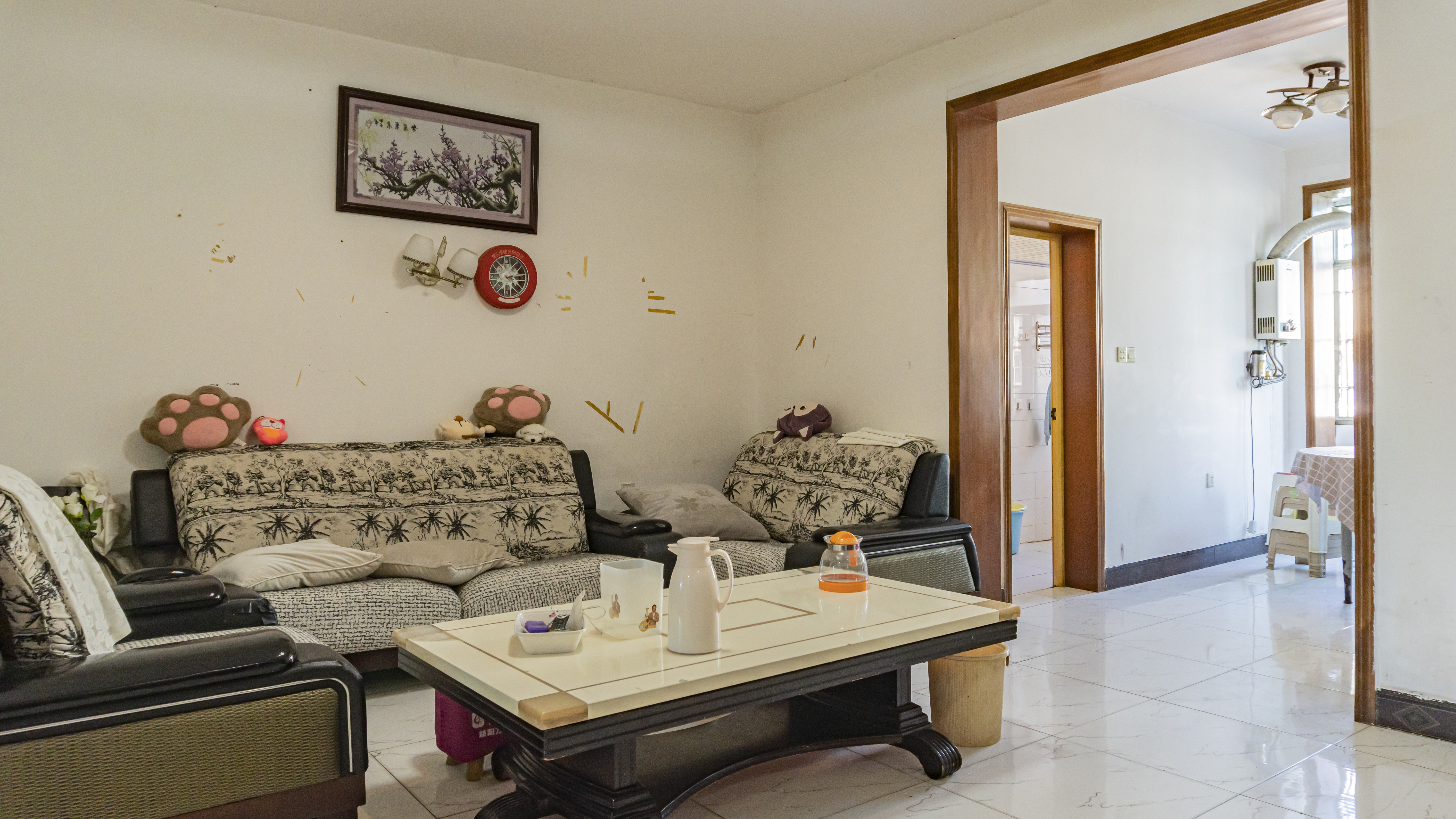 翠竹花园 2室2厅1卫 24.80万 翠竹花园 2室2厅1卫 24.80万室内图