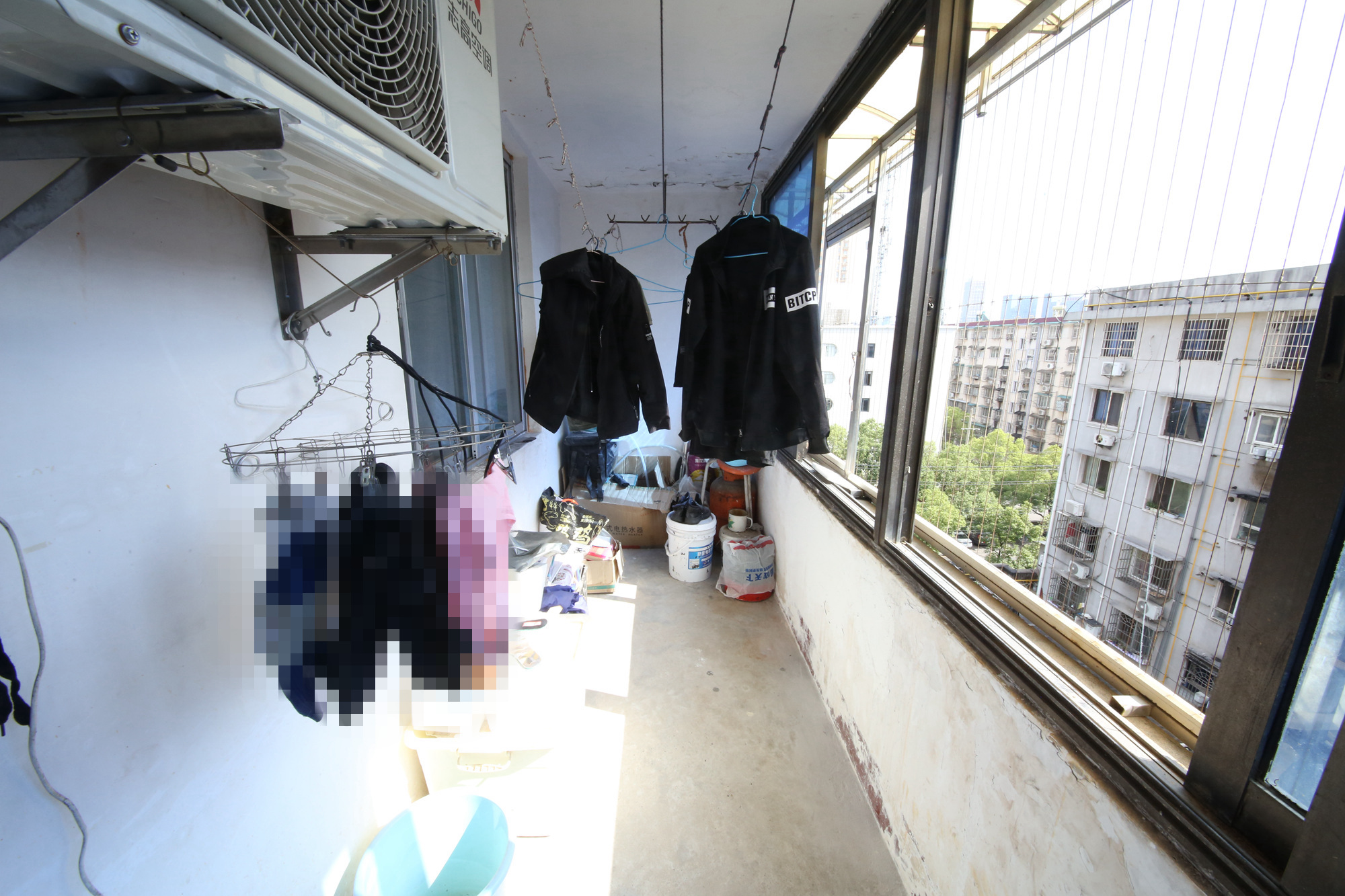 紫薇花园  0室0厅0卫   40.00万阳台