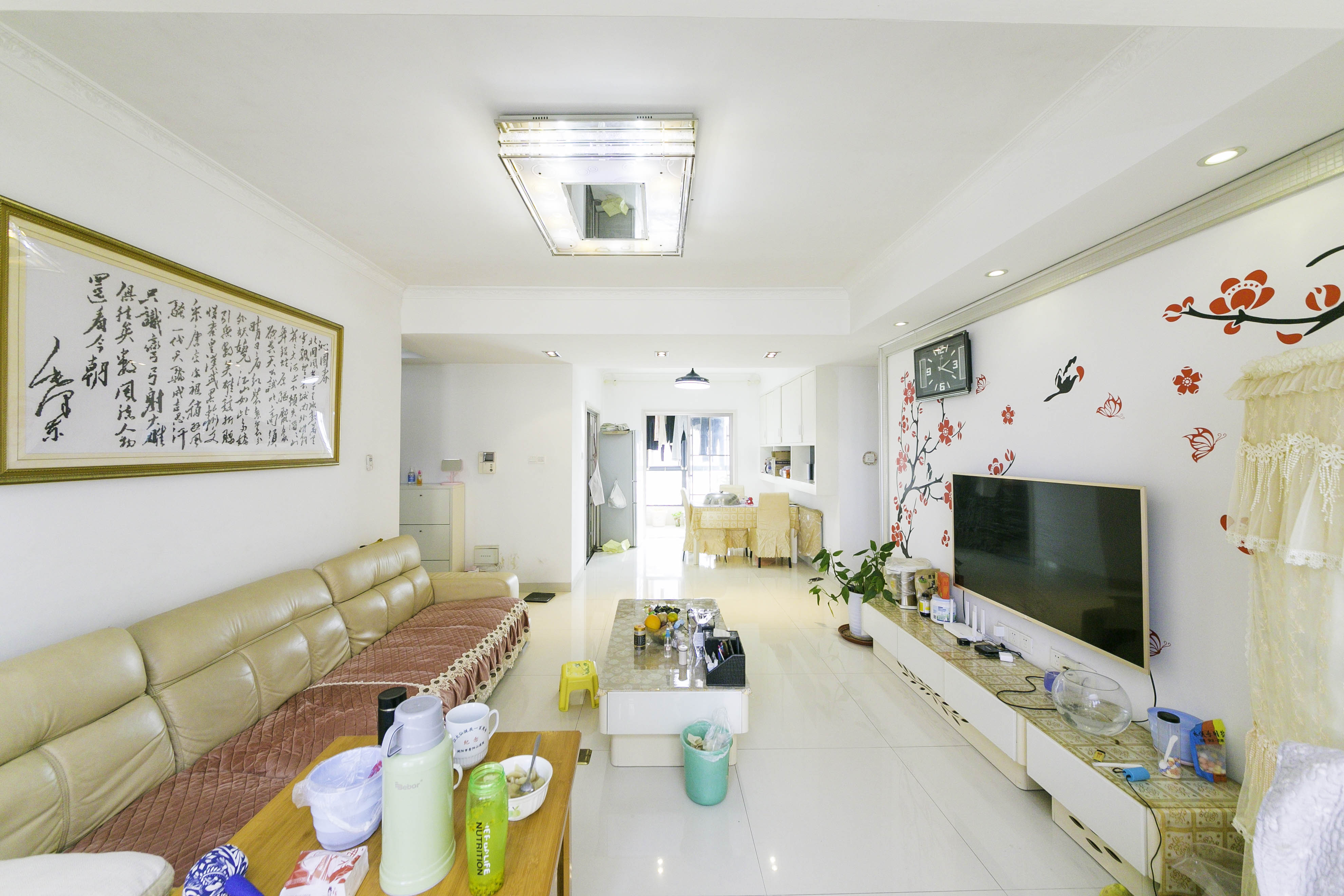上海城小区  4室2厅2卫   125.00万