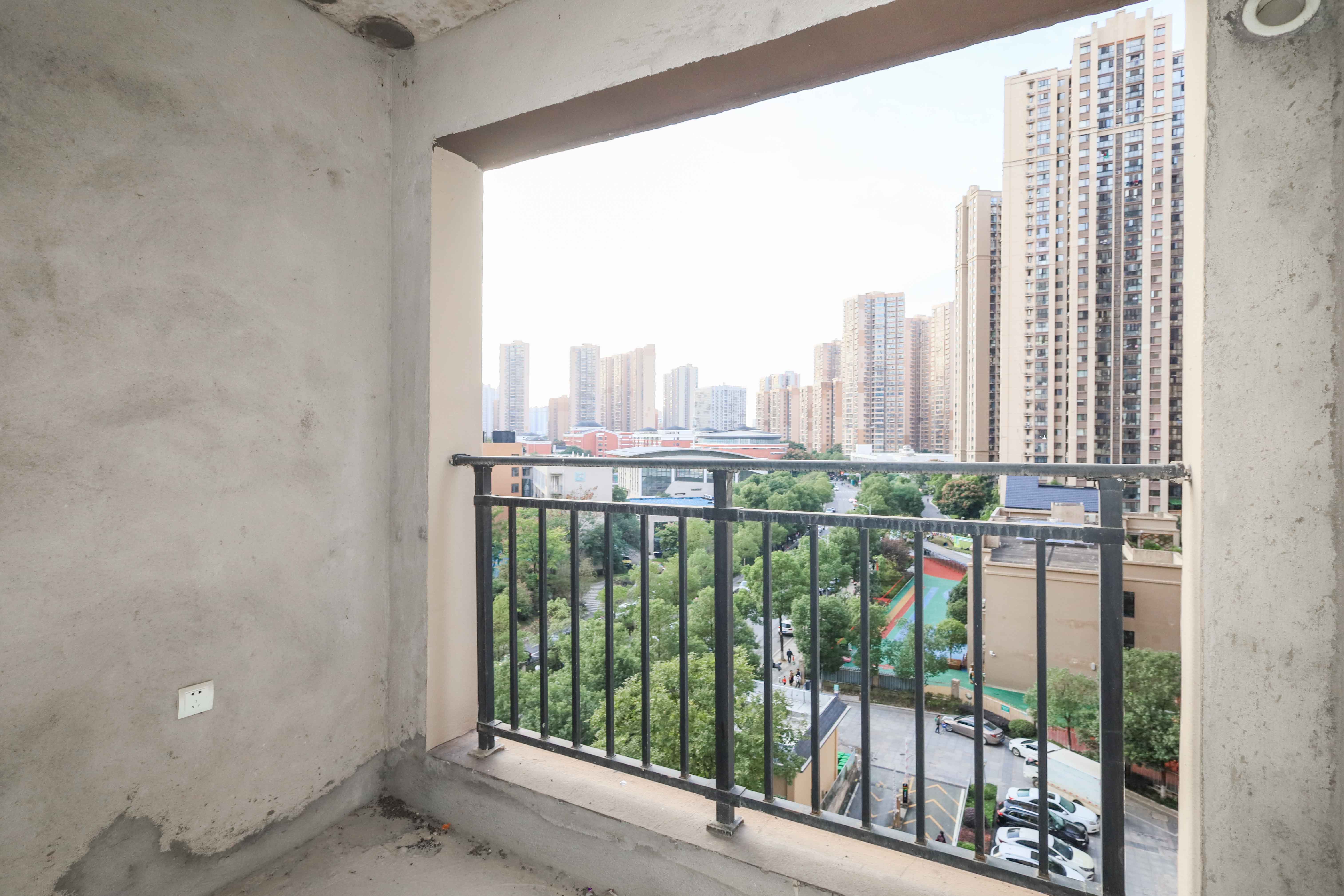 梅溪湖合能璞丽  2室2厅1卫   106.00万阳台