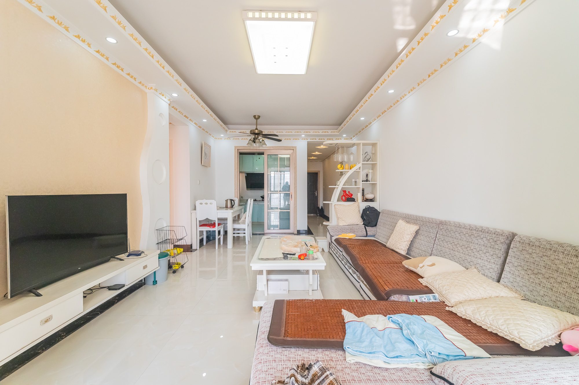 印山蓝色海岸  3室2厅1卫    69.8万 印山蓝色海岸  3室2厅1卫    69.8万