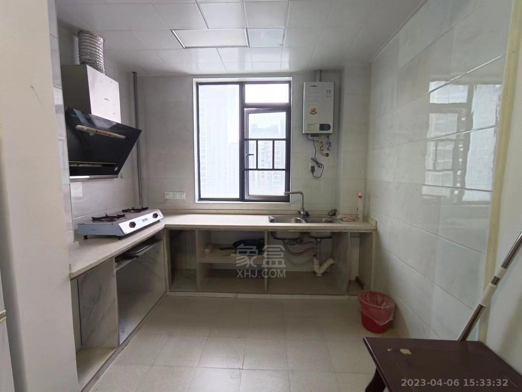 庐山春天早安华晨  3室2厅1卫    55.0万 庐山春天早安华晨  3室2厅1卫    55.0万室内图