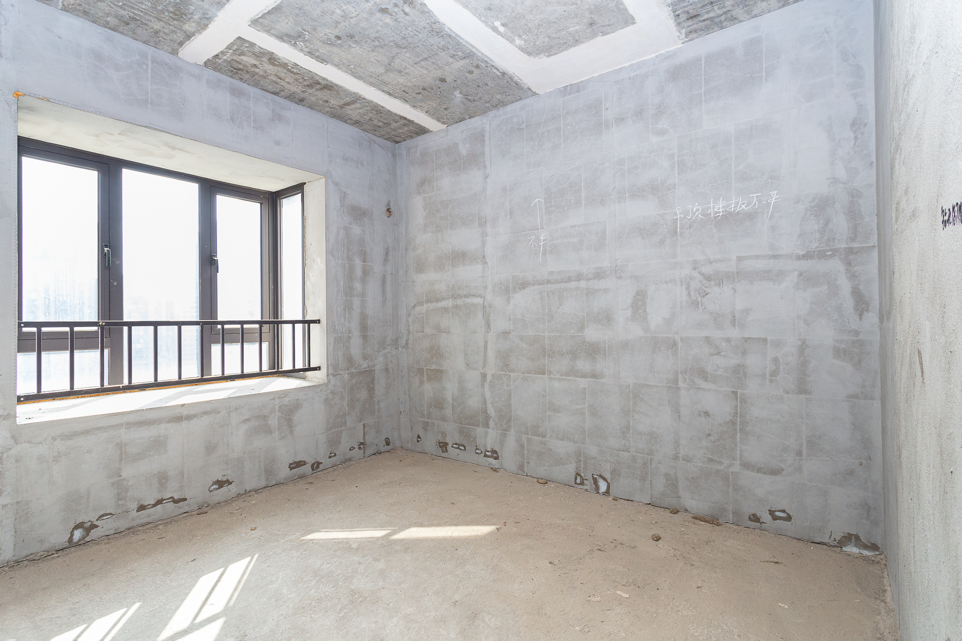 勤诚达境界城  4室2厅2卫    104.98万卧室