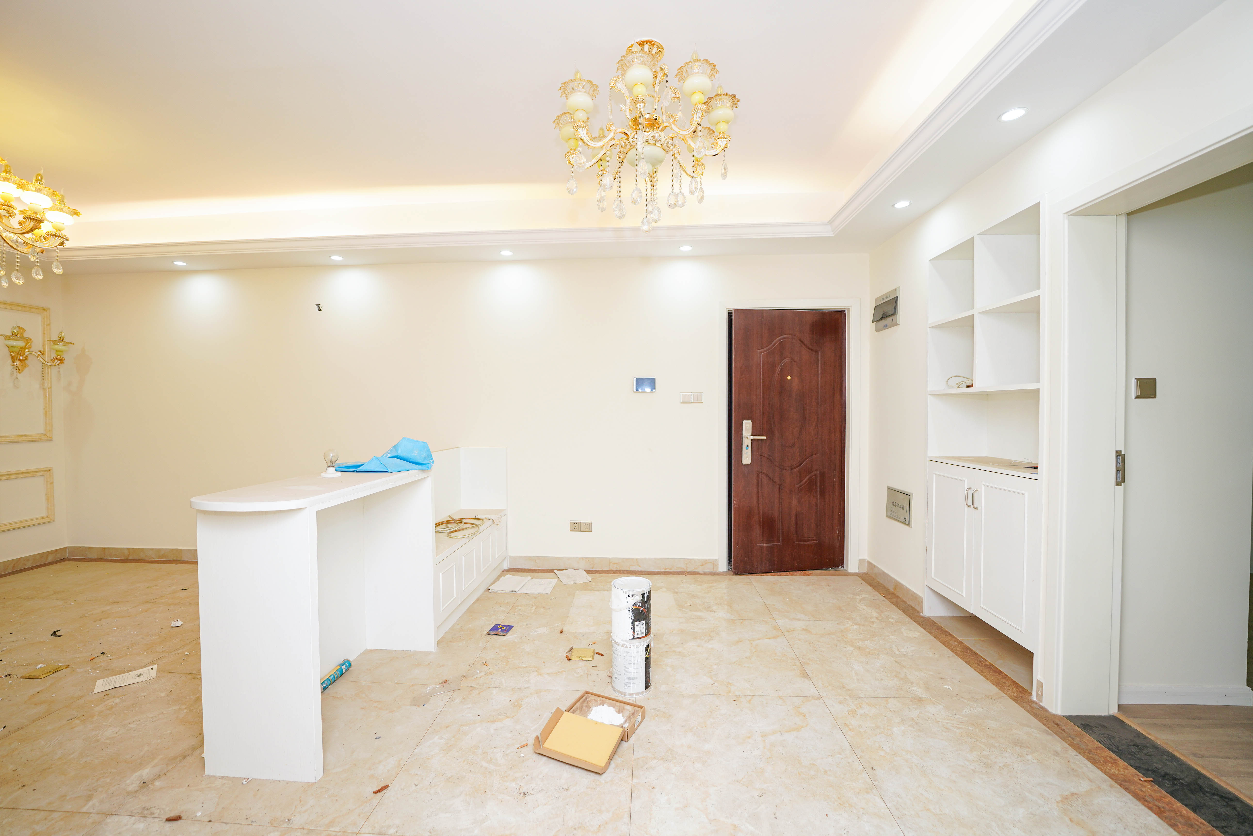 怡海星城  3室2厅1卫    73.8万客厅