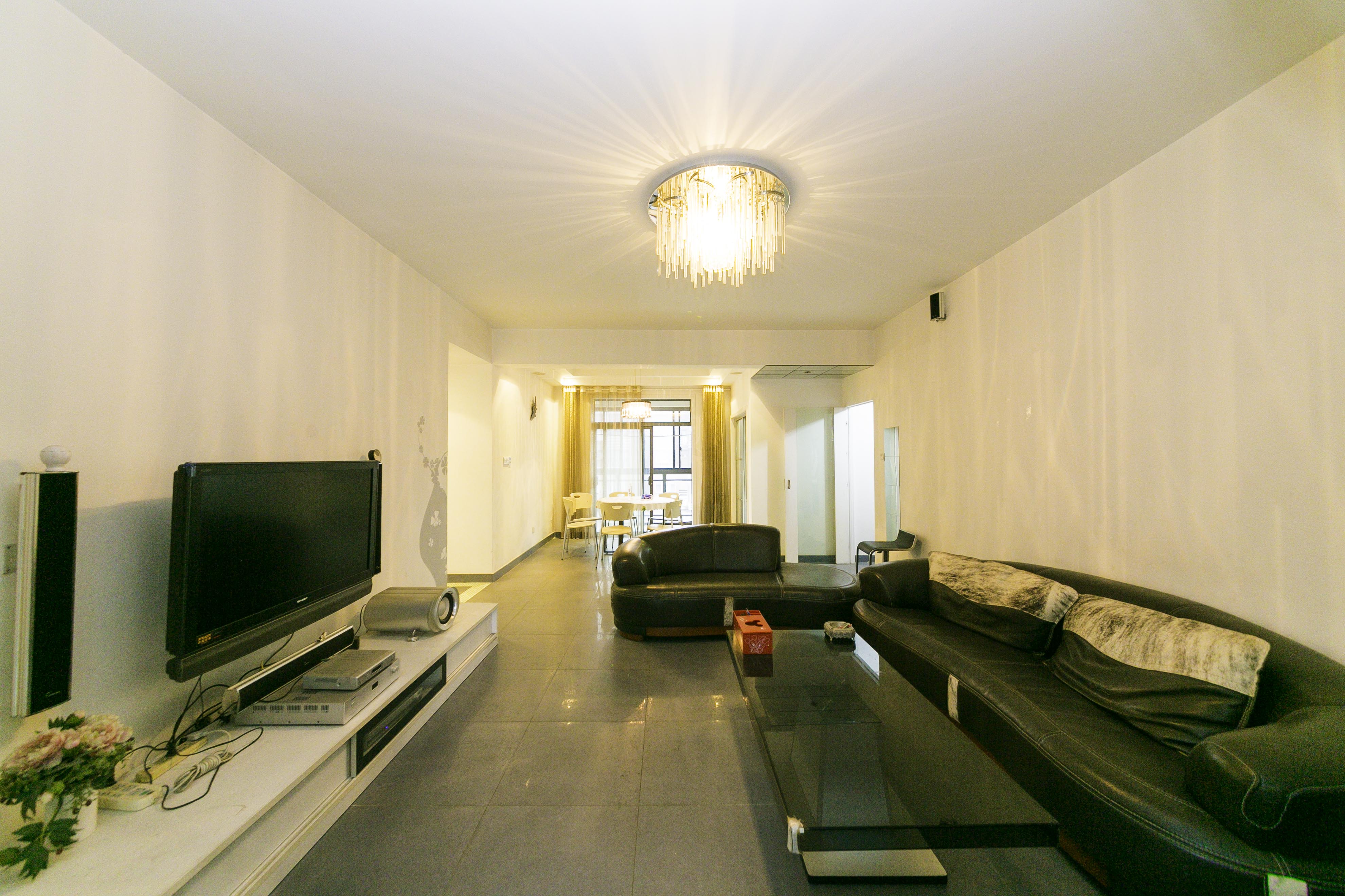 奥林匹克花园 3室2厅2卫 125.0万 奥林匹克花园 3室2厅2卫 125.0万客厅