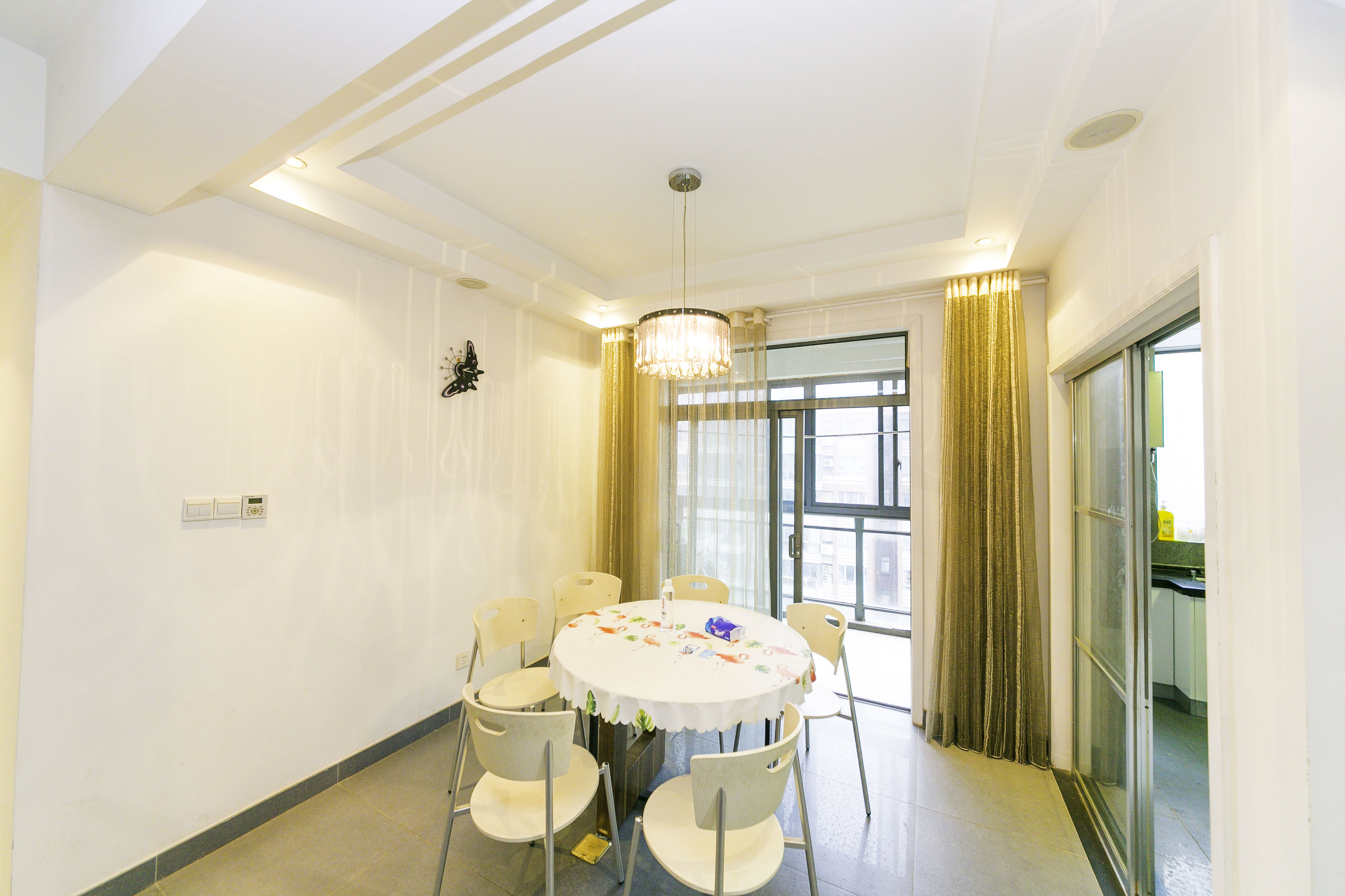 奥林匹克花园 3室2厅2卫 125.0万 奥林匹克花园 3室2厅2卫 125.0万客厅