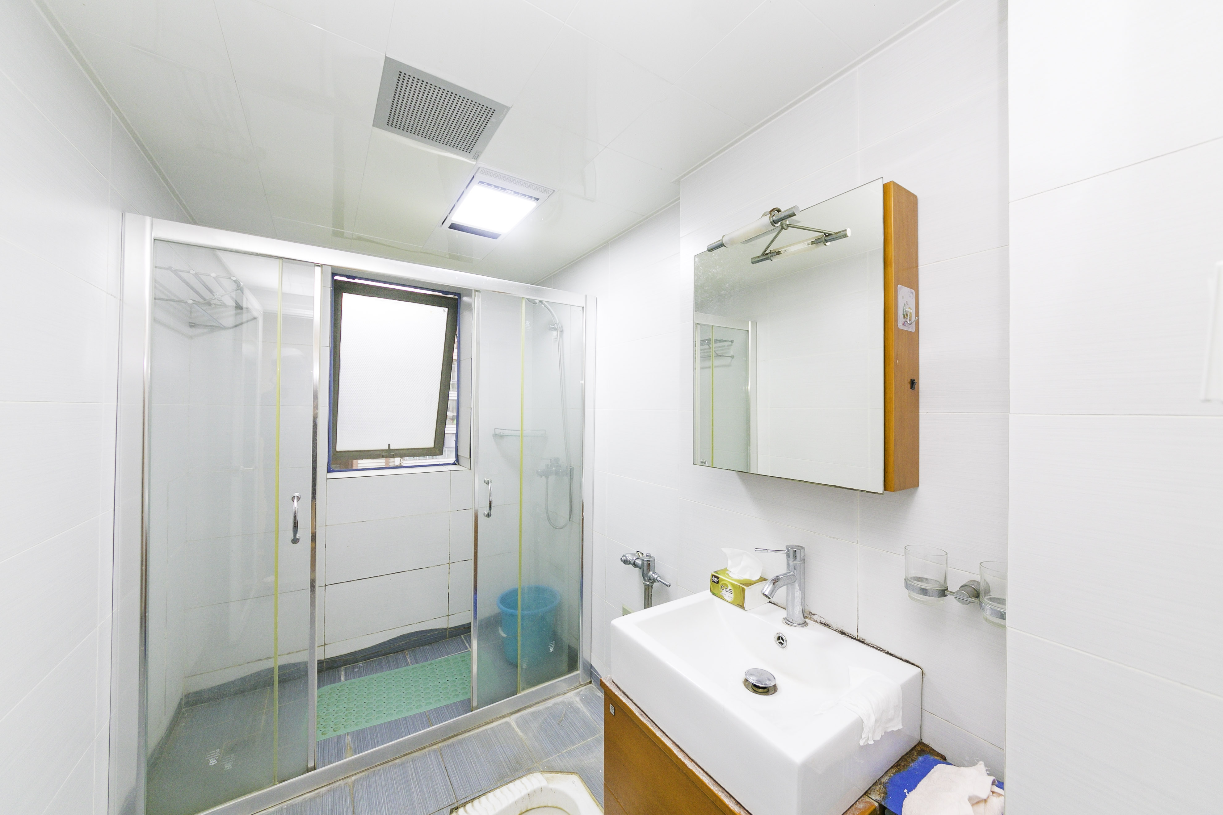 奥林匹克花园 3室2厅2卫 125.0万 奥林匹克花园 3室2厅2卫 125.0万卫生间