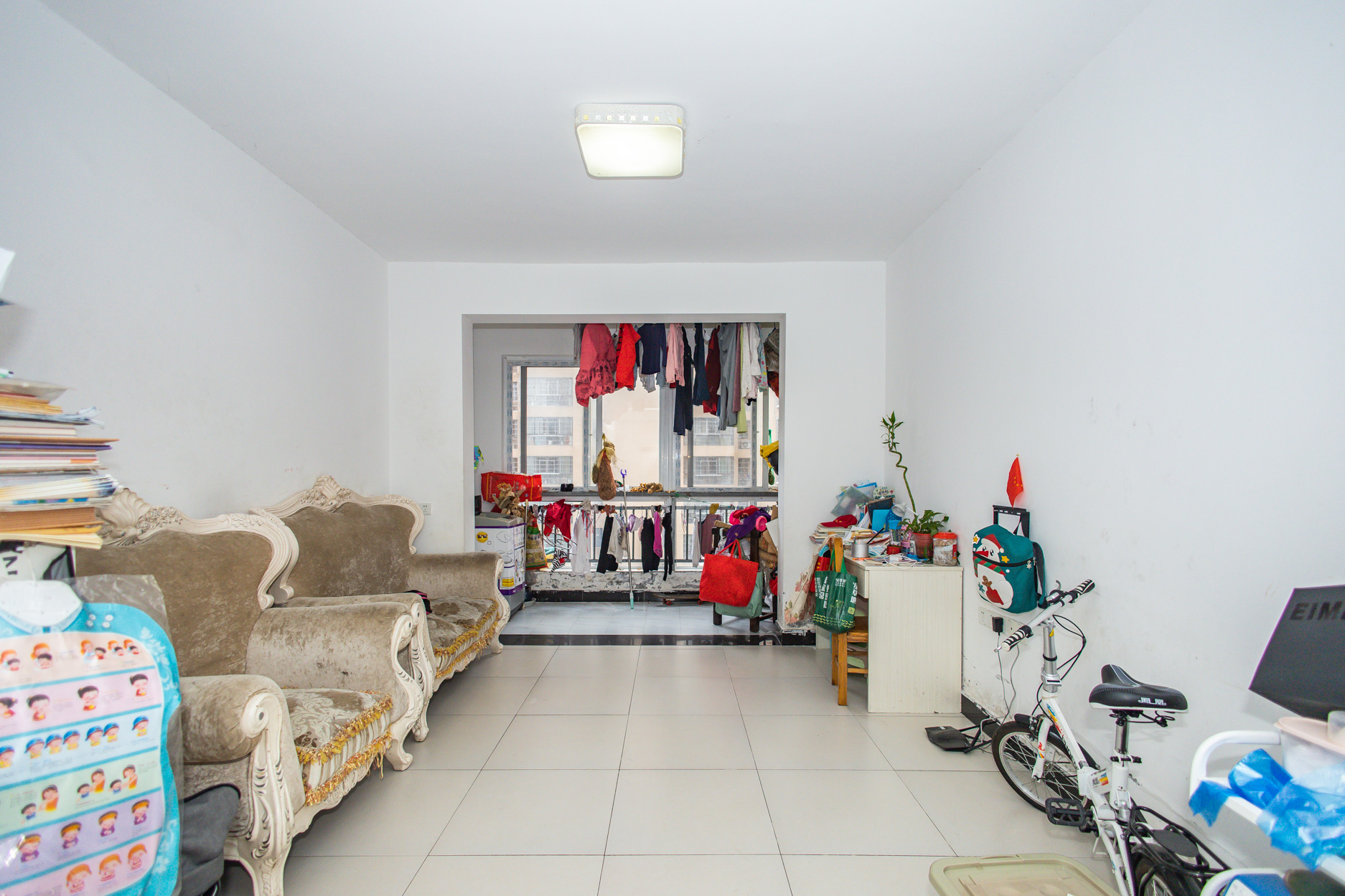 楚天世纪城西苑 2室2厅1卫 53.0万 楚天世纪城西苑 2室2厅1卫 53.0万客厅