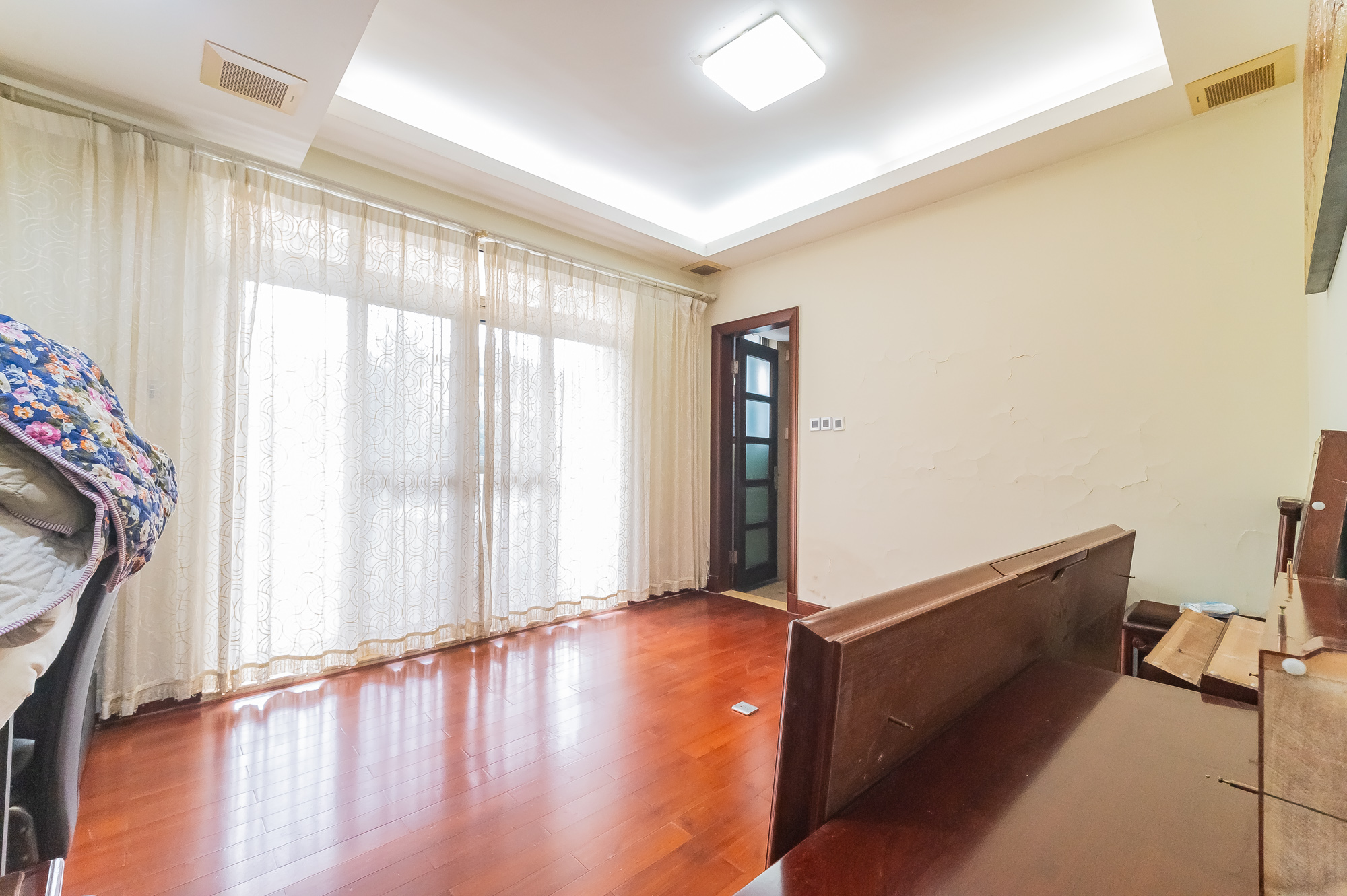 碧桂园威尼斯城  6室2厅5卫    975.98万 碧桂园威尼斯城  6室2厅5卫    975.98万其他