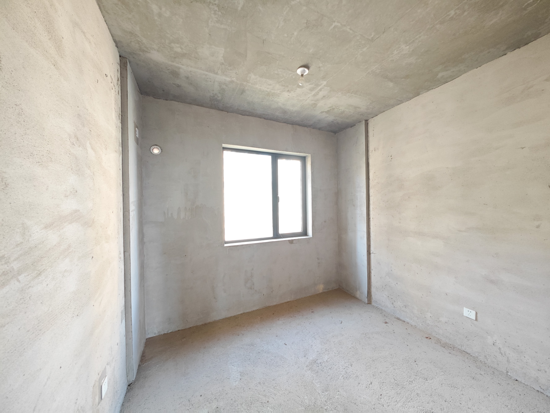 中建嘉和城  4室2厅2卫   112.00万卧室