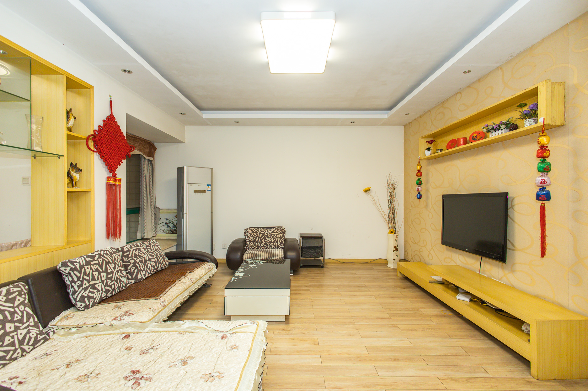 明城公寓 3室2厅1卫 70.0万 明城公寓 3室2厅1卫 70.0万客厅