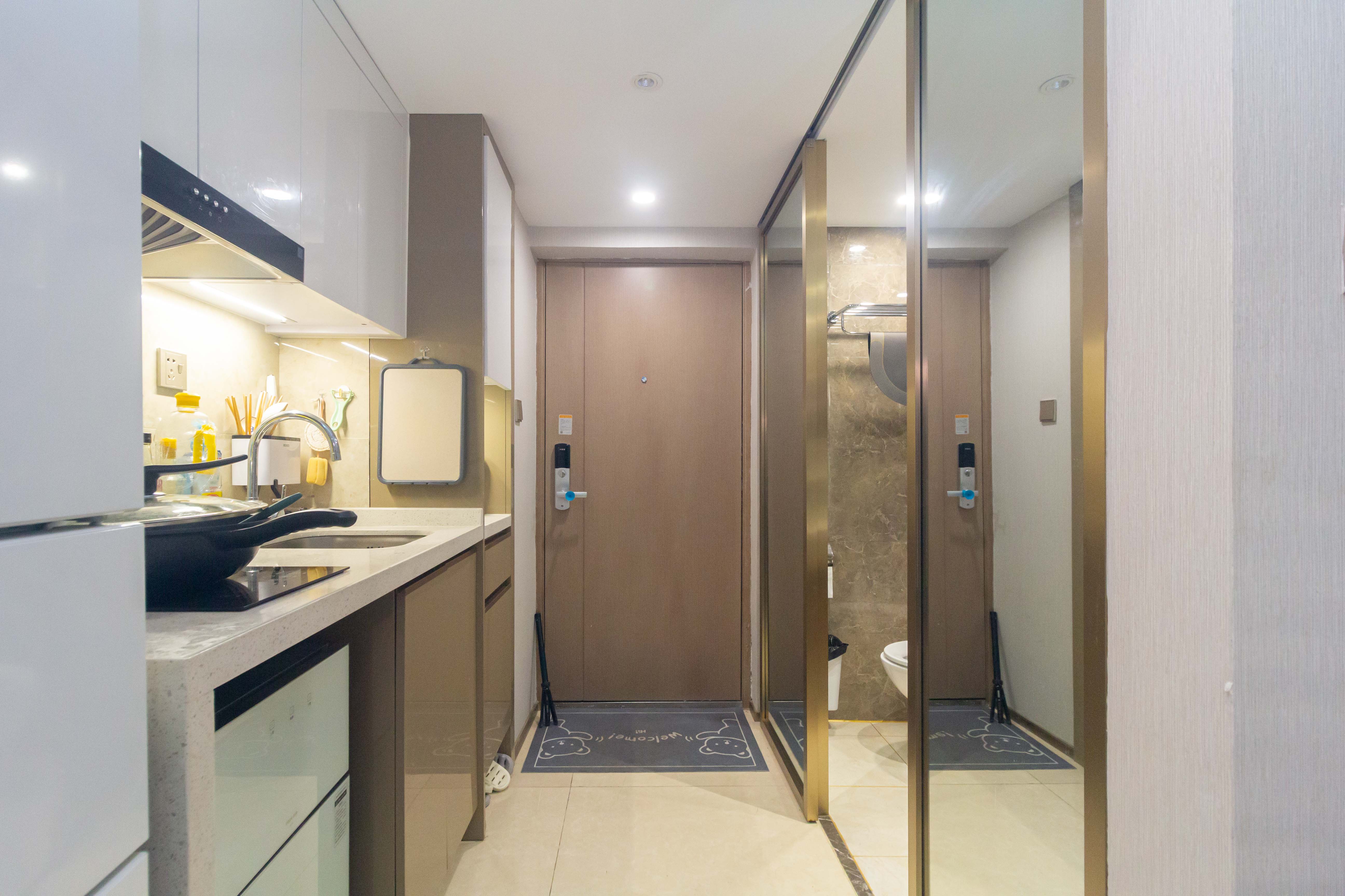 华远海蓝郡  2室1厅1卫    24.0万 华远海蓝郡  2室1厅1卫    24.0万厨房