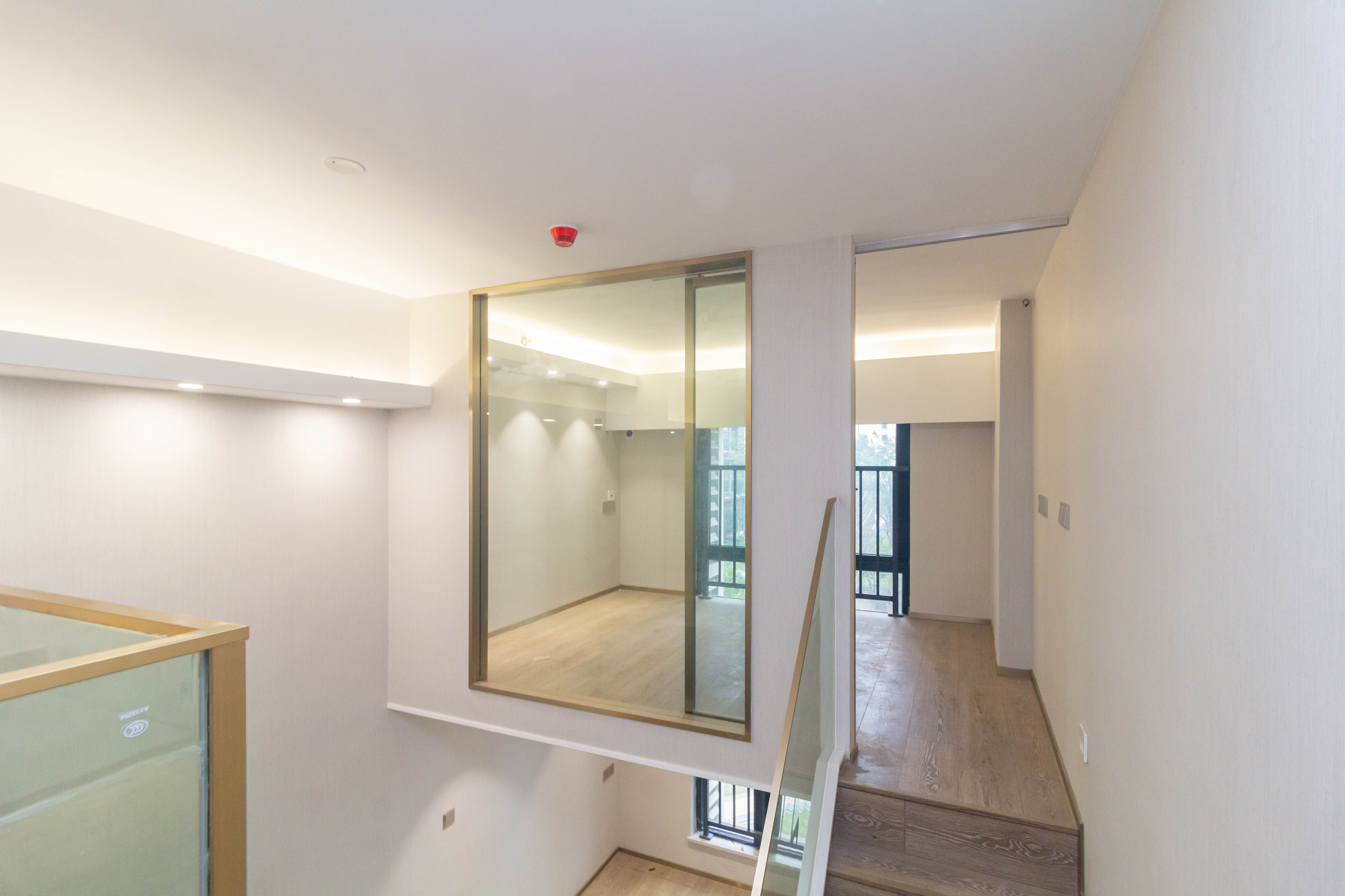 华远海蓝郡 0室0厅0卫 23.8万 华远海蓝郡 0室0厅0卫 23.8万卧室