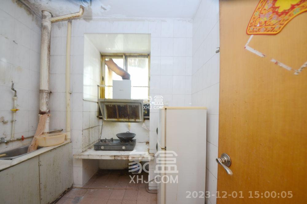 长岭水电八局宿舍  3室2厅1卫   2500.00元/月室内图