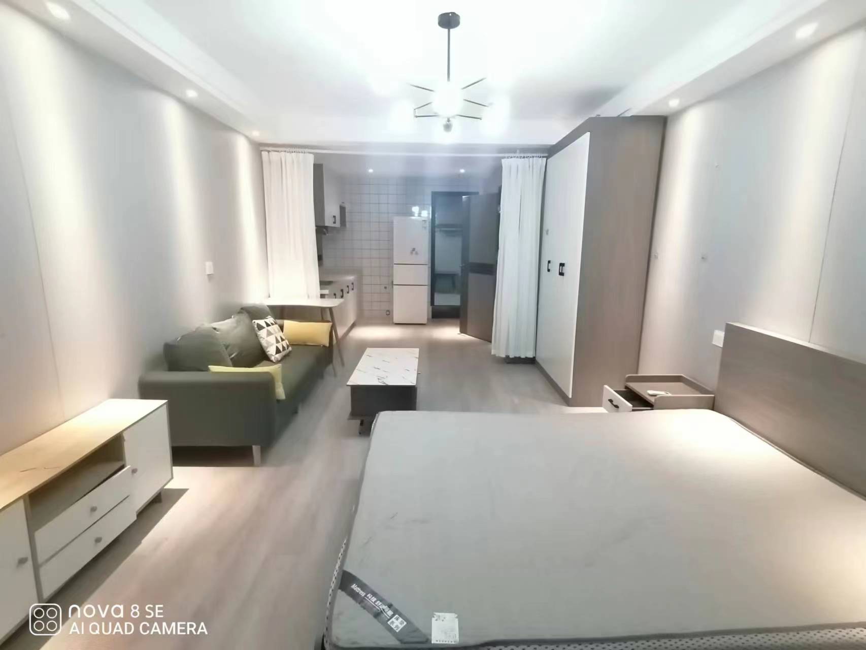 恒大滨河左岸  1室1厅1卫   1600.00元/月室内图