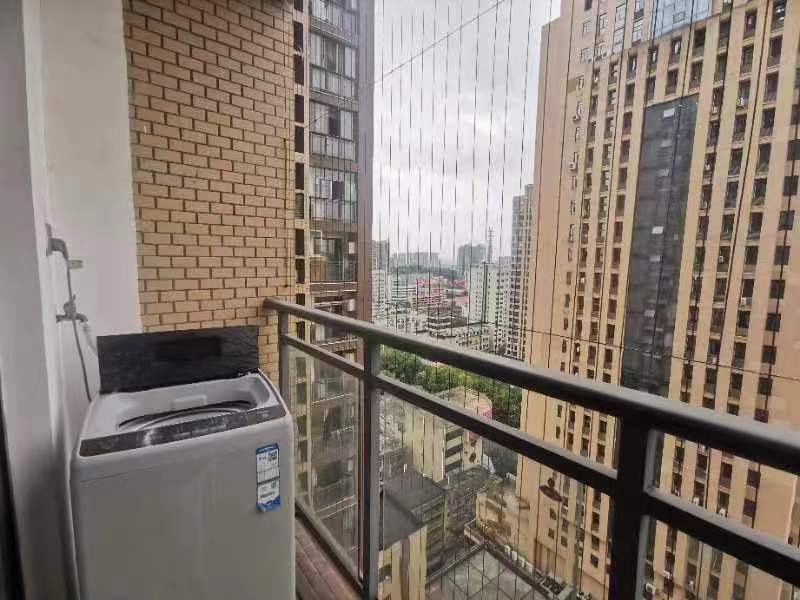 万豪城市花园  1室1厅1卫   1300.00元/月室内图1