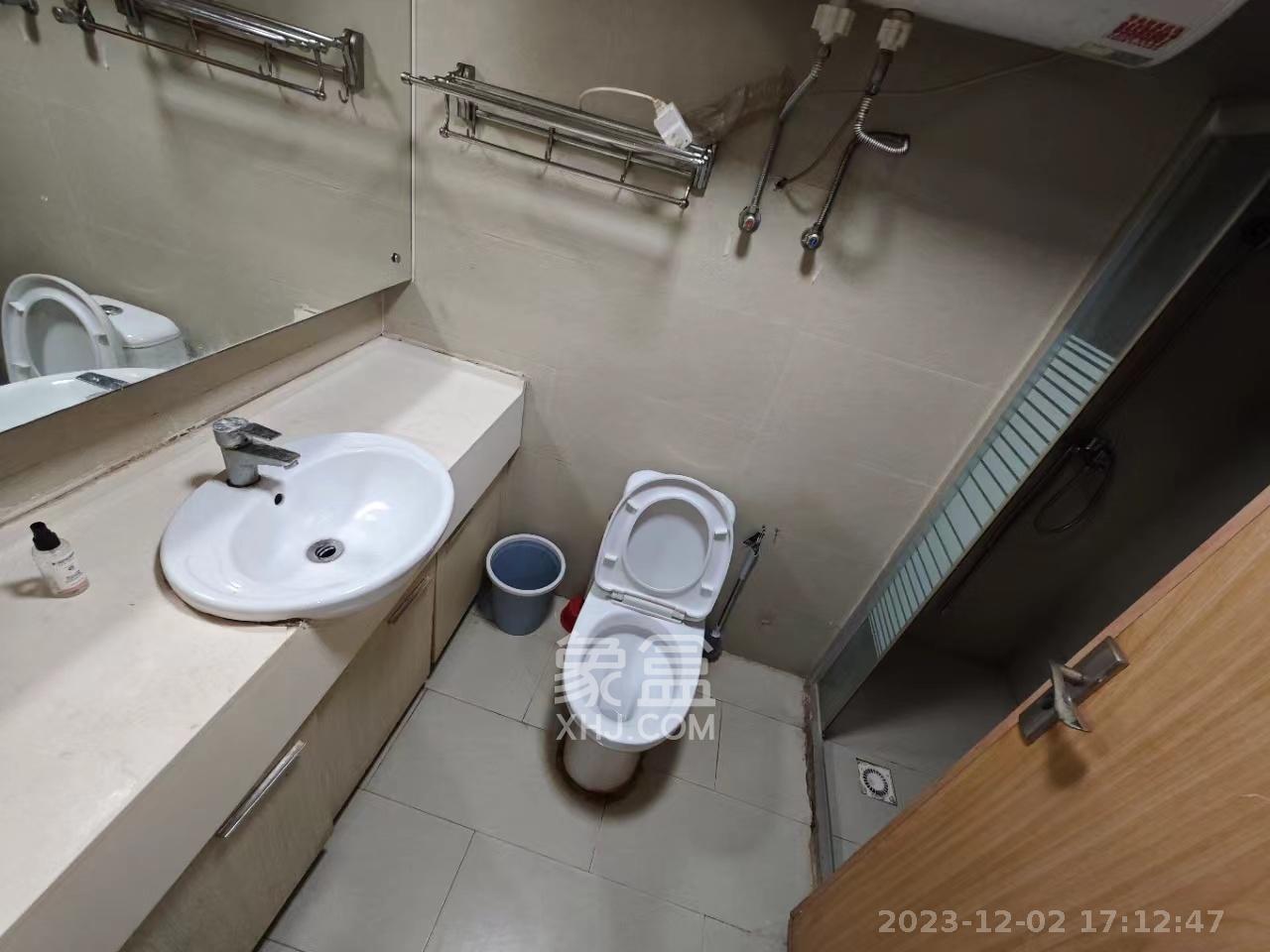 德庆水韵山城  1室1厅1卫    1300.0元/月室内图