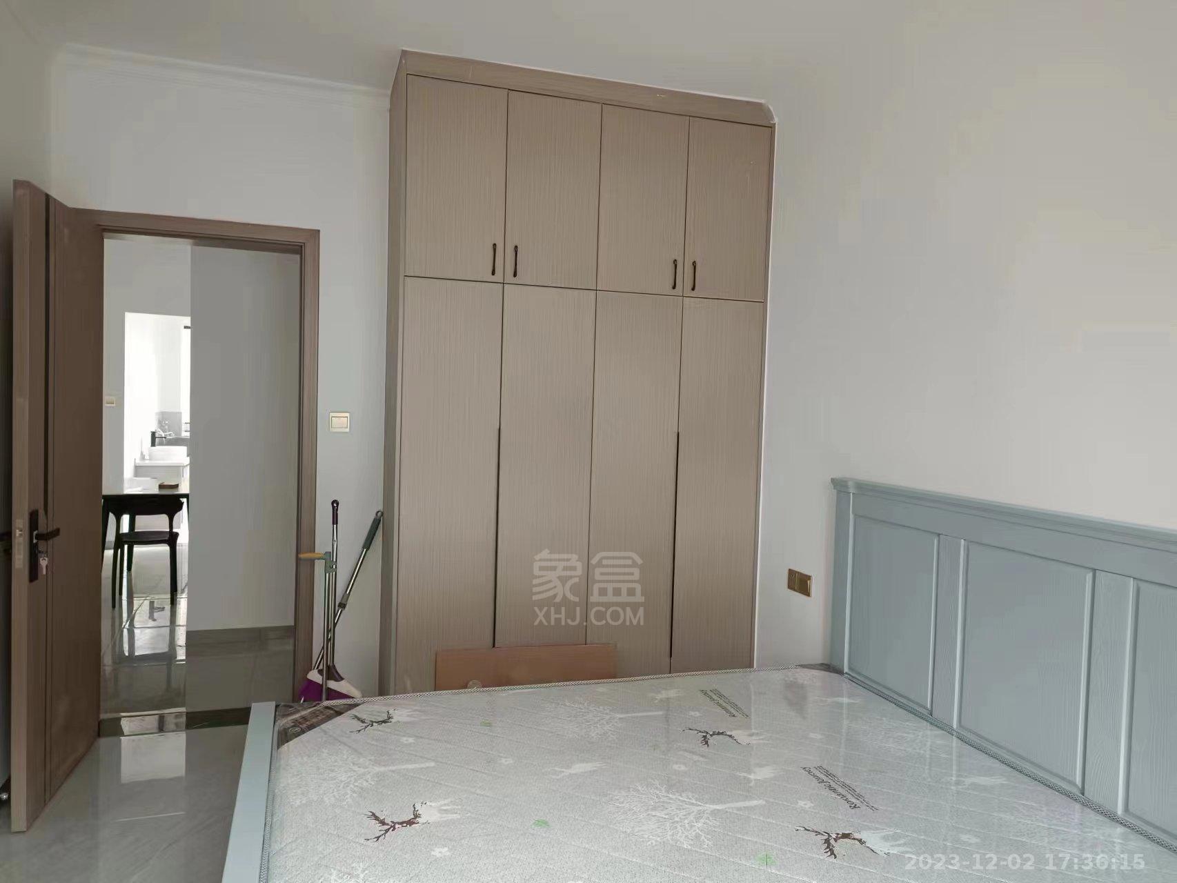 磐龙生态社区 4室2厅2卫 2000.00元/月 磐龙生态社区 4室2厅2卫 2000.00元/月室内图