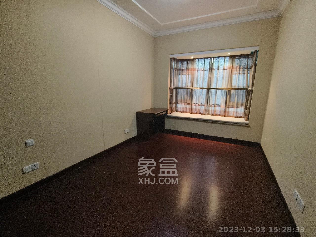 恒大雅苑  5室2厅2卫   8800.00元/月室内图