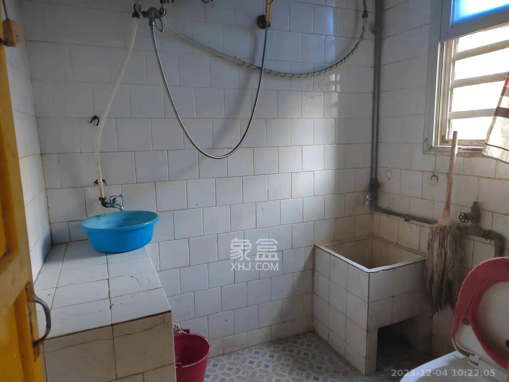 长沙理工大学东院西院  4室2厅1卫    1900.0元/月室内图
