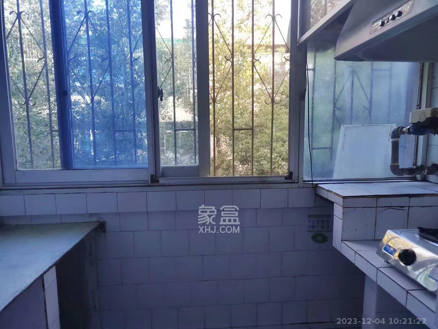 长沙理工大学东院西院  4室2厅1卫    1900.0元/月室内图