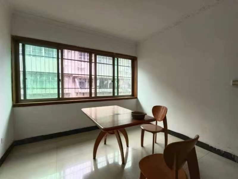 立新二社区  3室2厅2卫   1200.00元/月室内图
