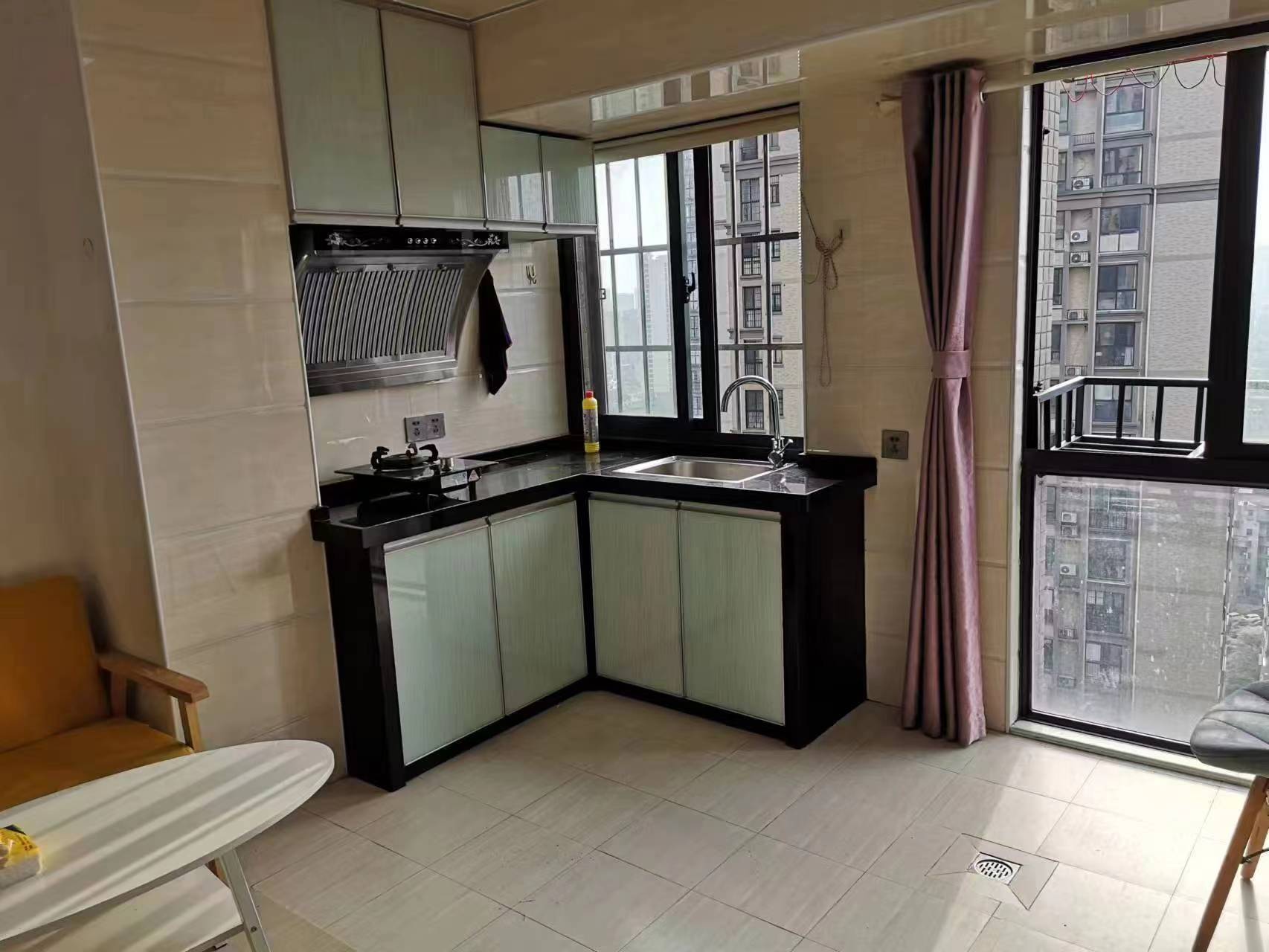 中建岳阳中心  1室1厅1卫   1400.00元/月室内图