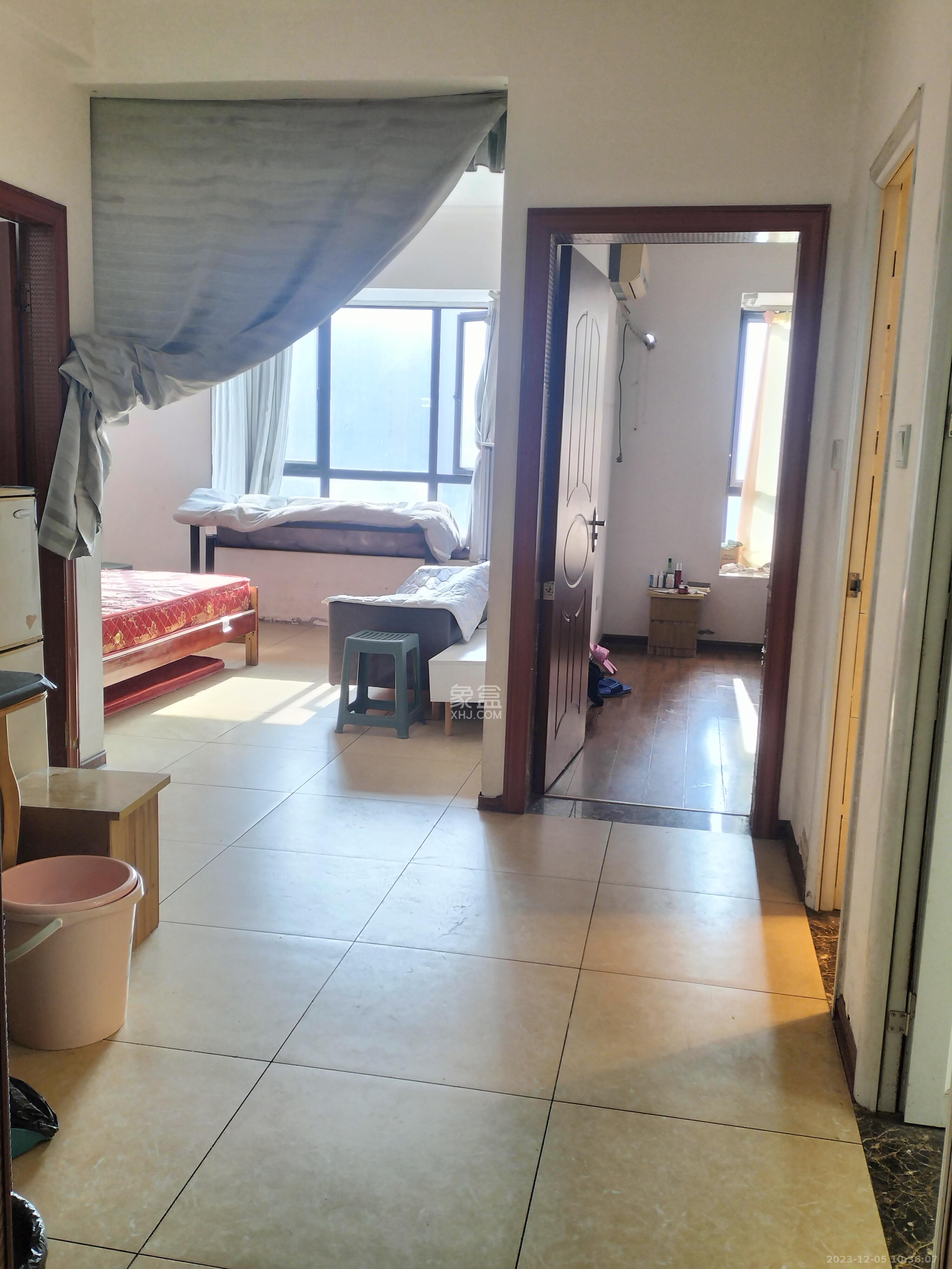 麓谷明珠  2室2厅1卫   2200.00元/月室内图1