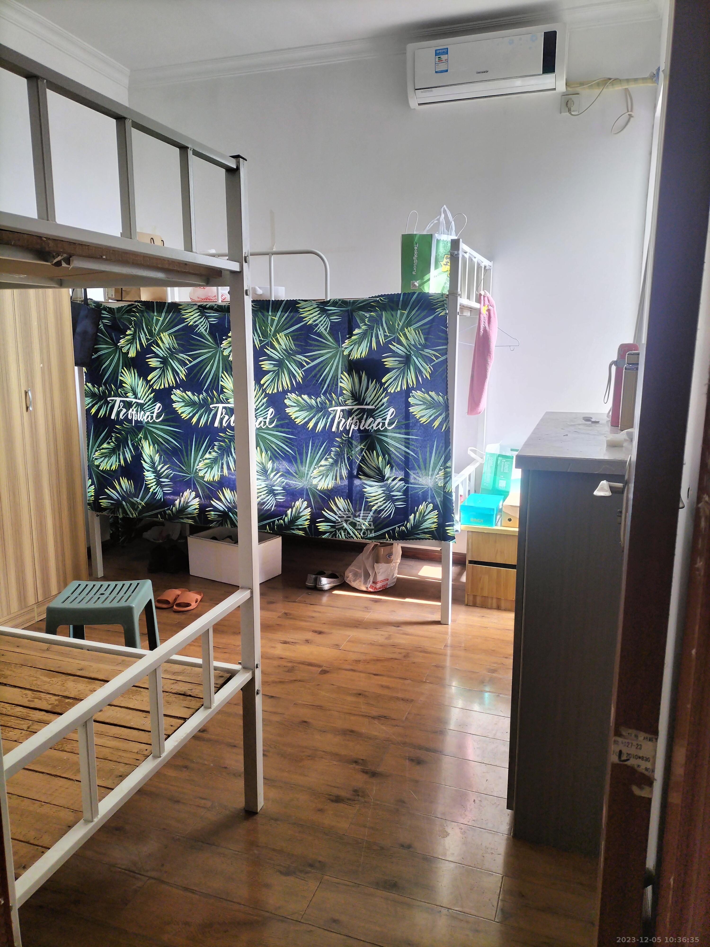 麓谷明珠  2室2厅1卫   2200.00元/月室内图