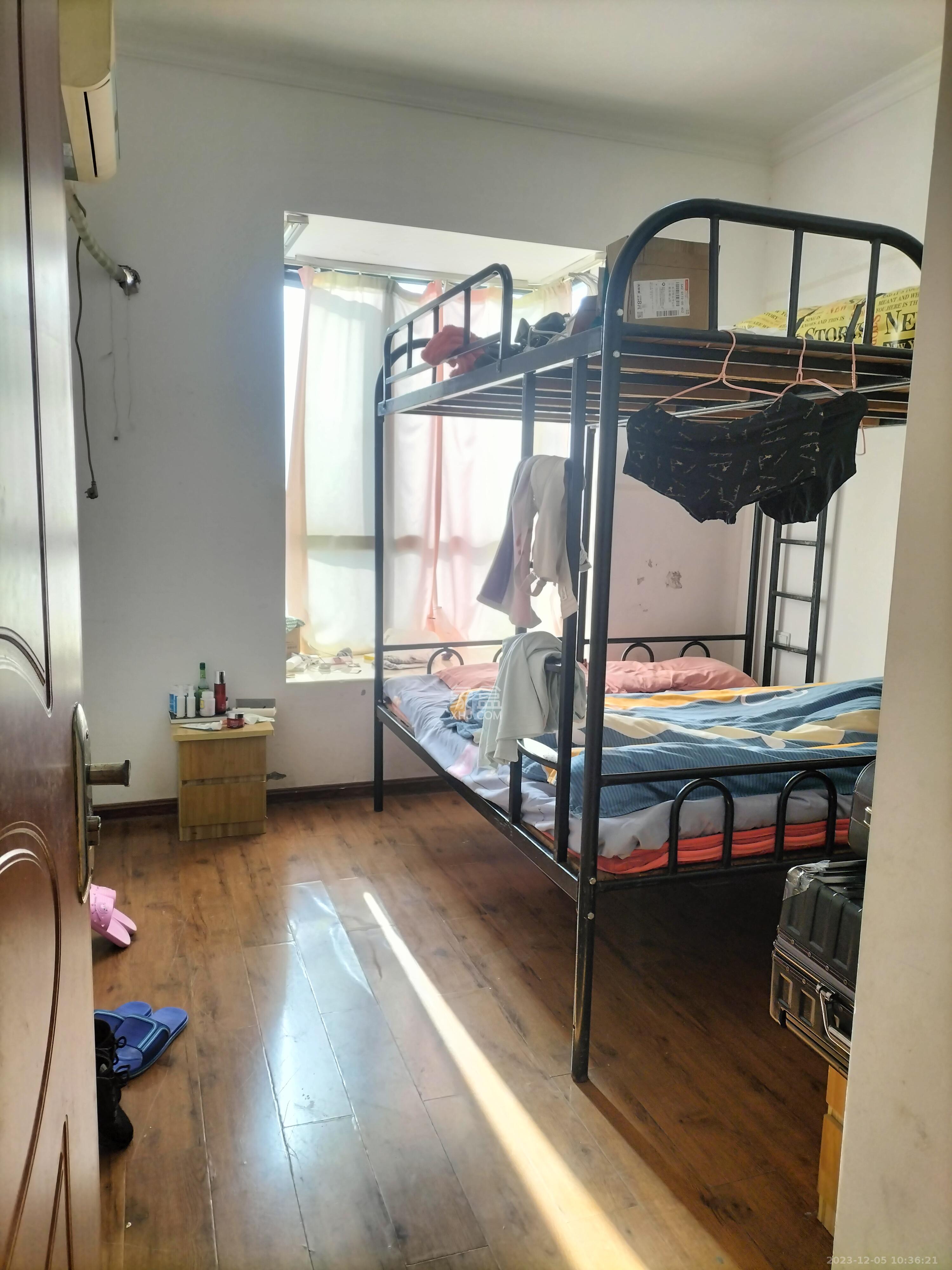 麓谷明珠  2室2厅1卫   2200.00元/月室内图