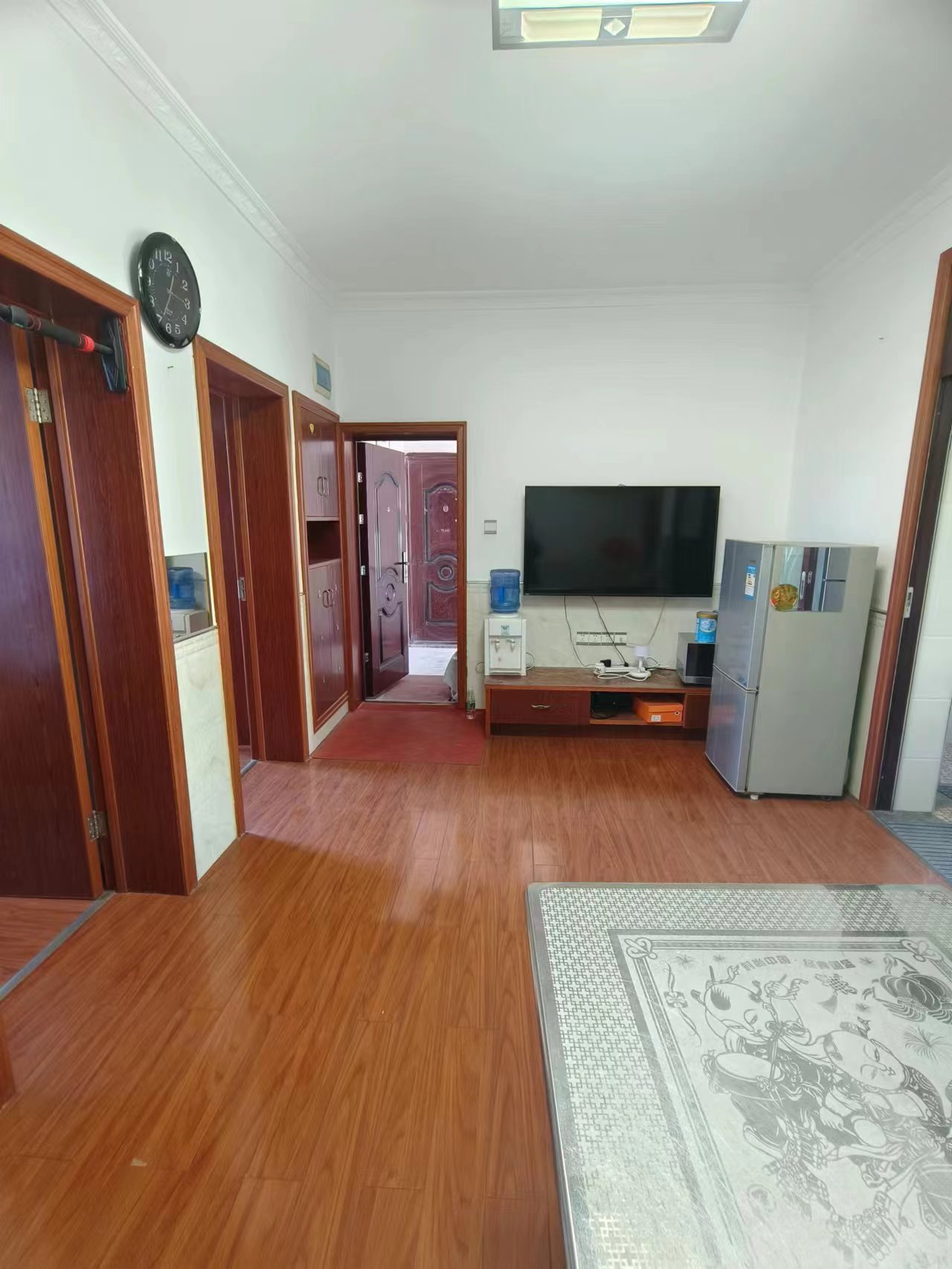 索桥居委会 2室1厅1卫 500.00元/月 索桥居委会 2室1厅1卫 500.00元/月室内图